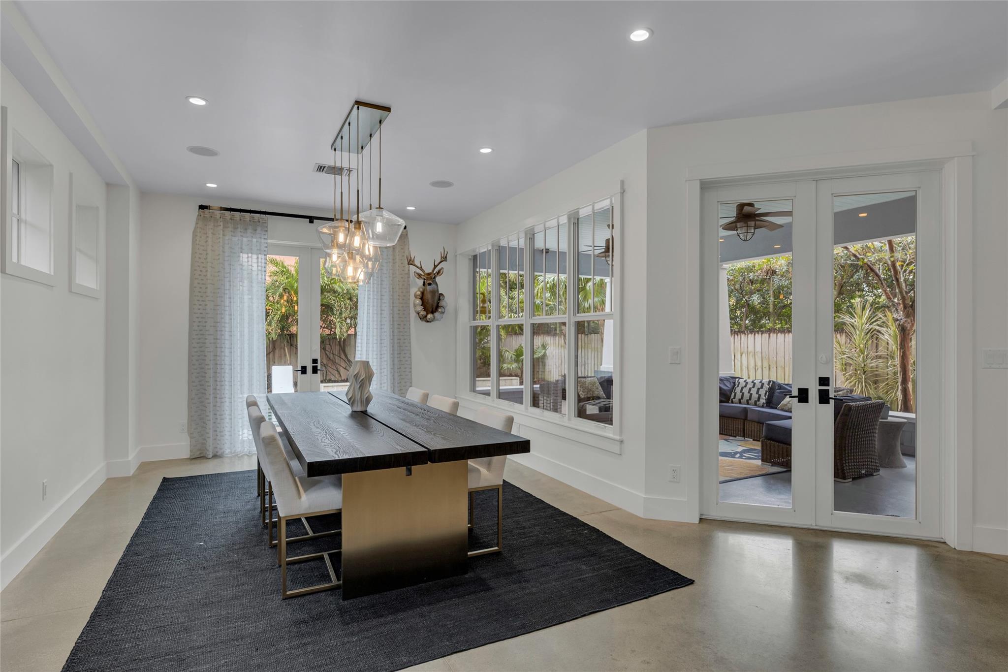 Rio Vista Cj Hectors Resu - Residential