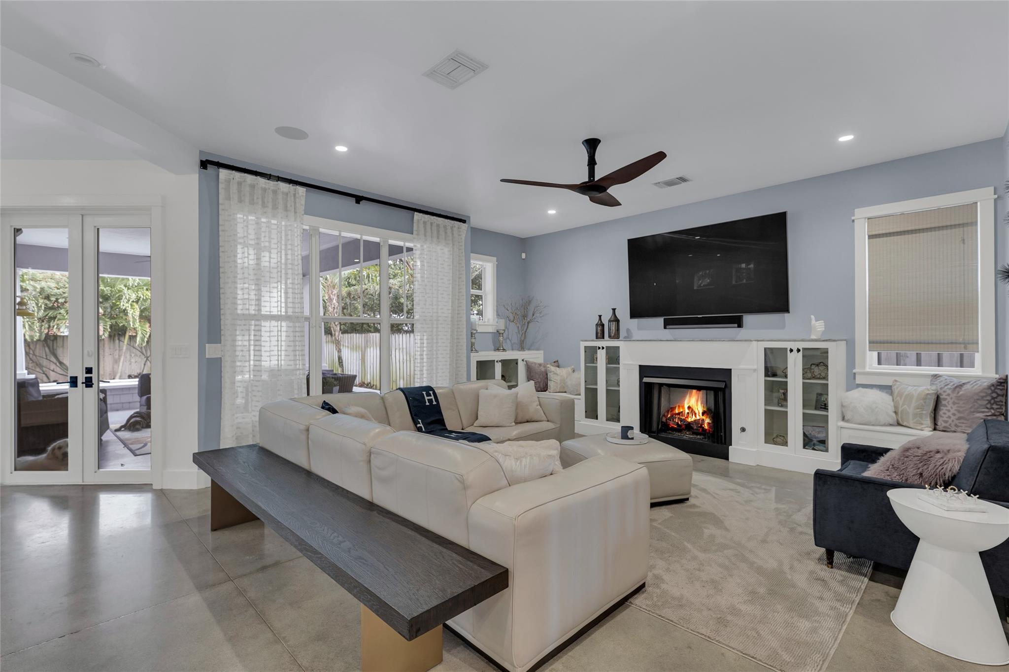 Rio Vista Cj Hectors Resu - Residential