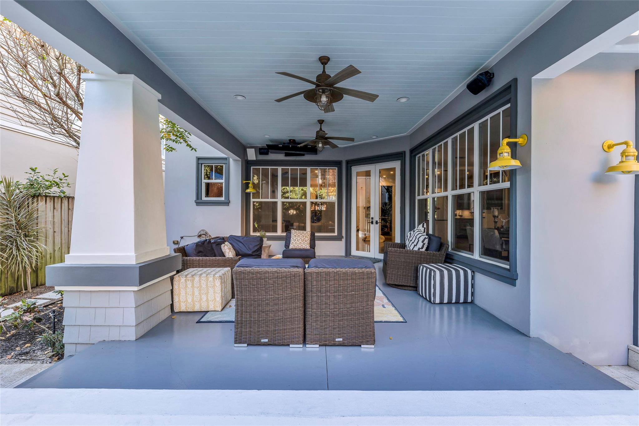 Rio Vista Cj Hectors Resu - Residential