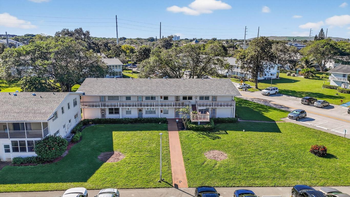 FARNHAM P CONDO - Residential