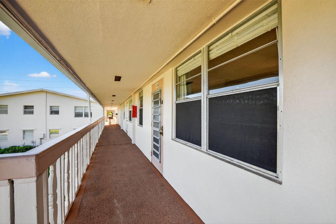 FARNHAM P CONDO - Residential