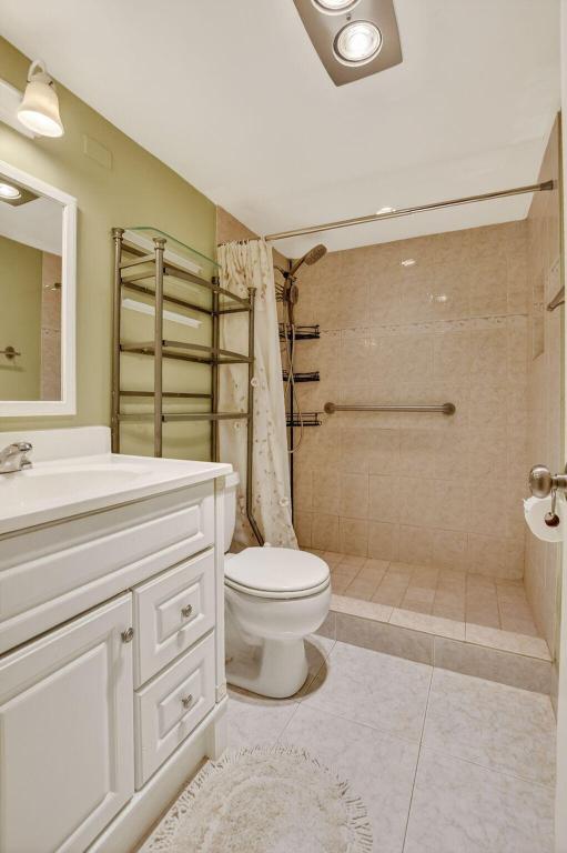 FARNHAM P CONDO - Residential