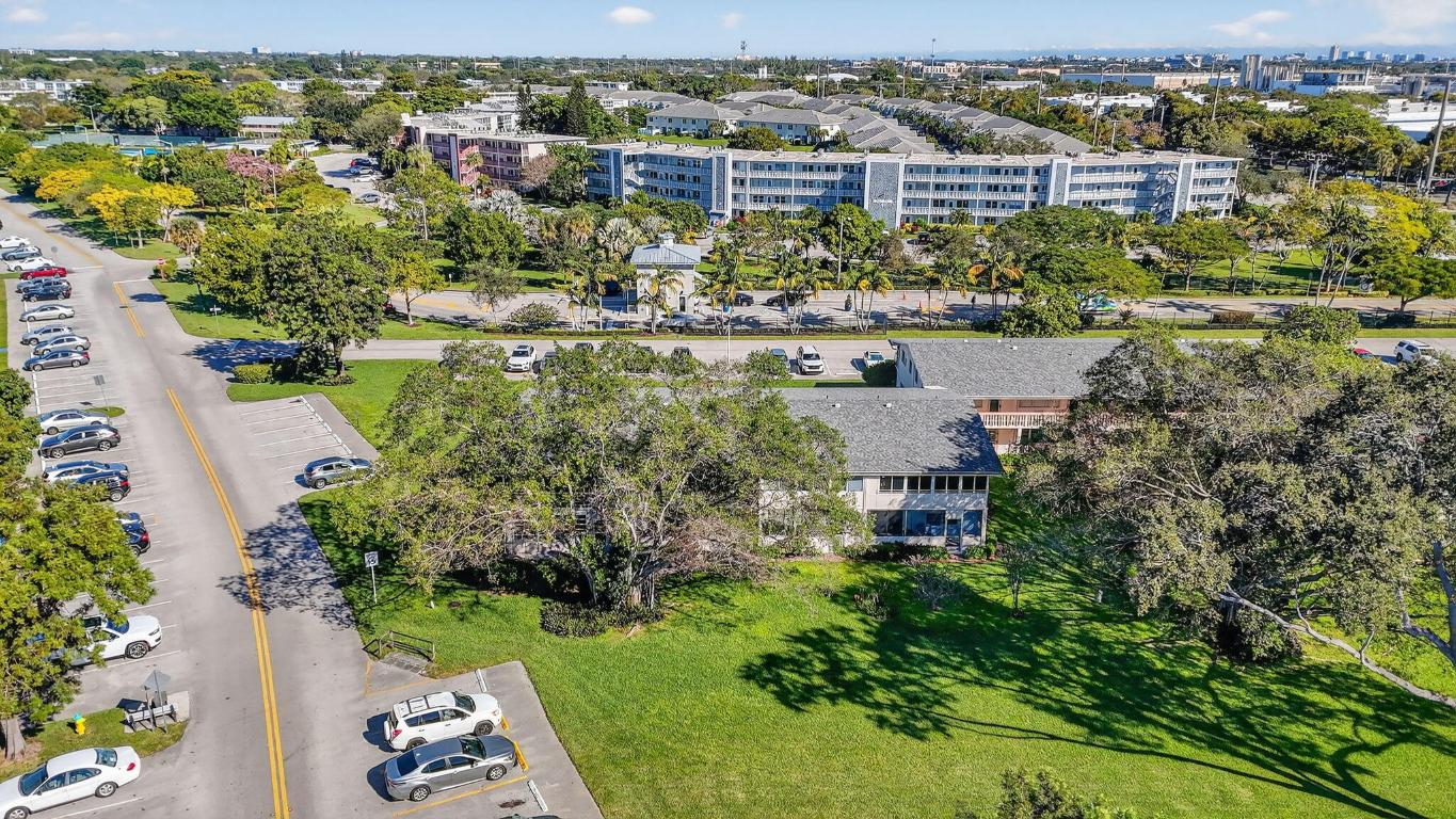 FARNHAM P CONDO - Residential