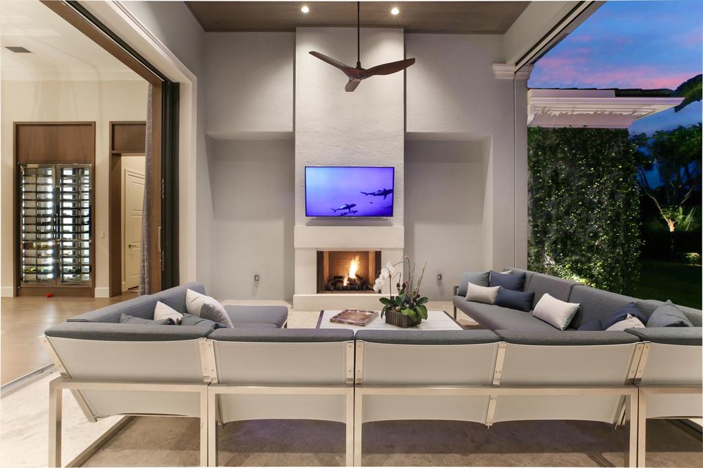 OLD PALM - Residential