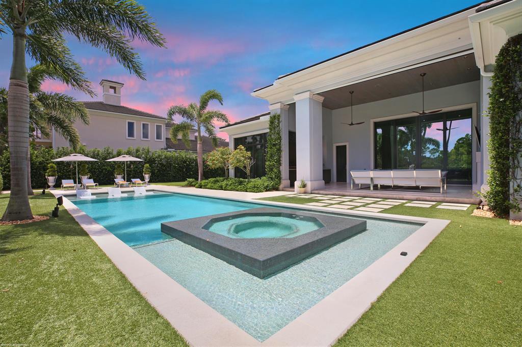 OLD PALM - Residential