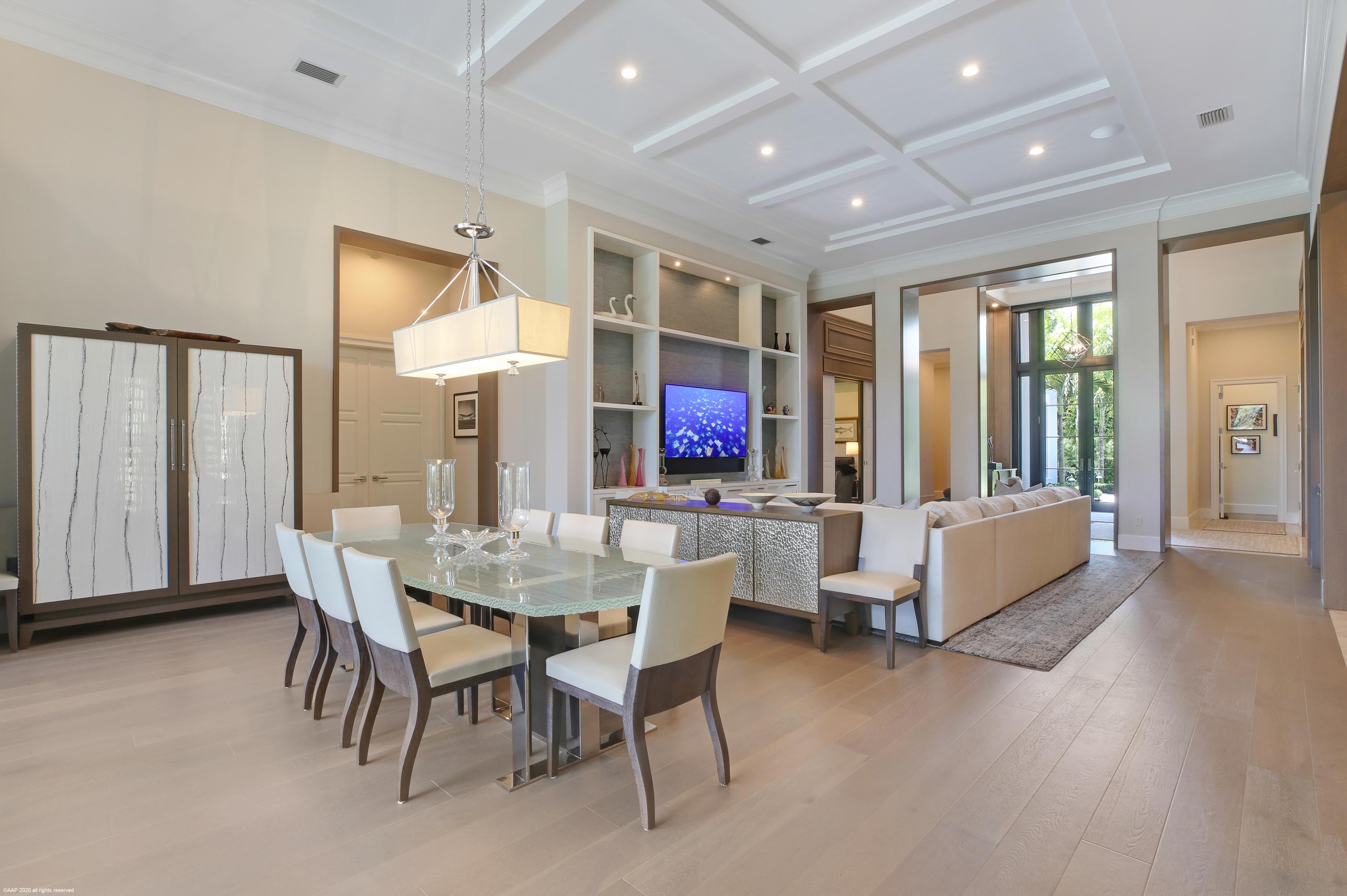 OLD PALM - Residential