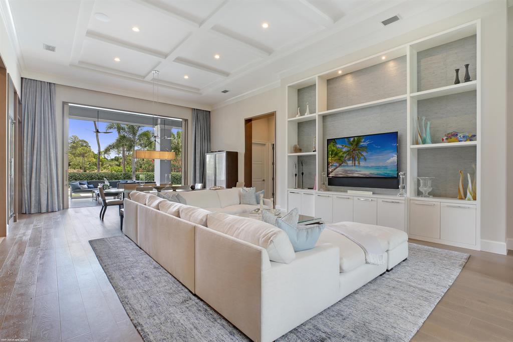 OLD PALM - Residential