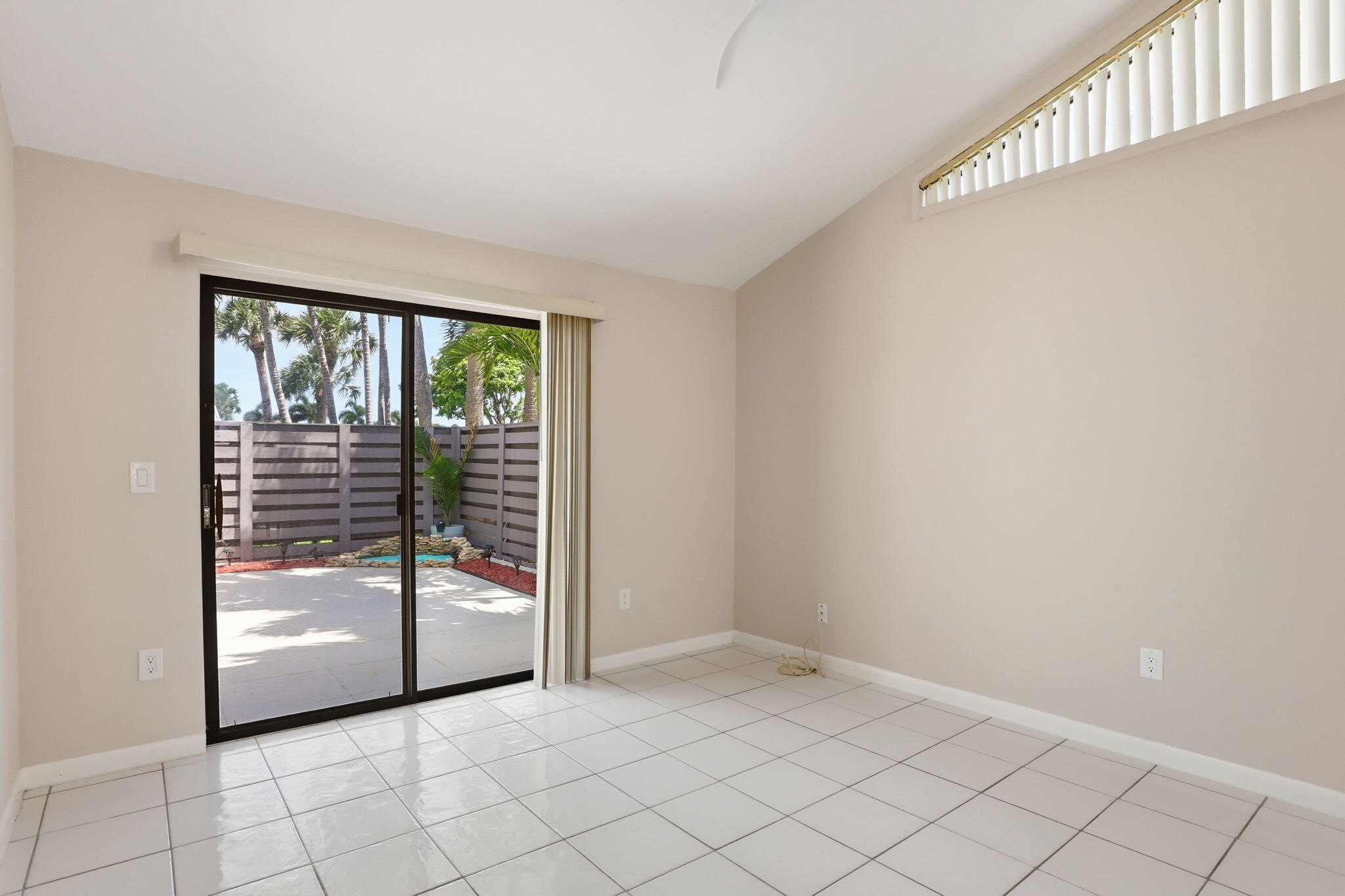 OCEANSIDE TERRACE - Residential