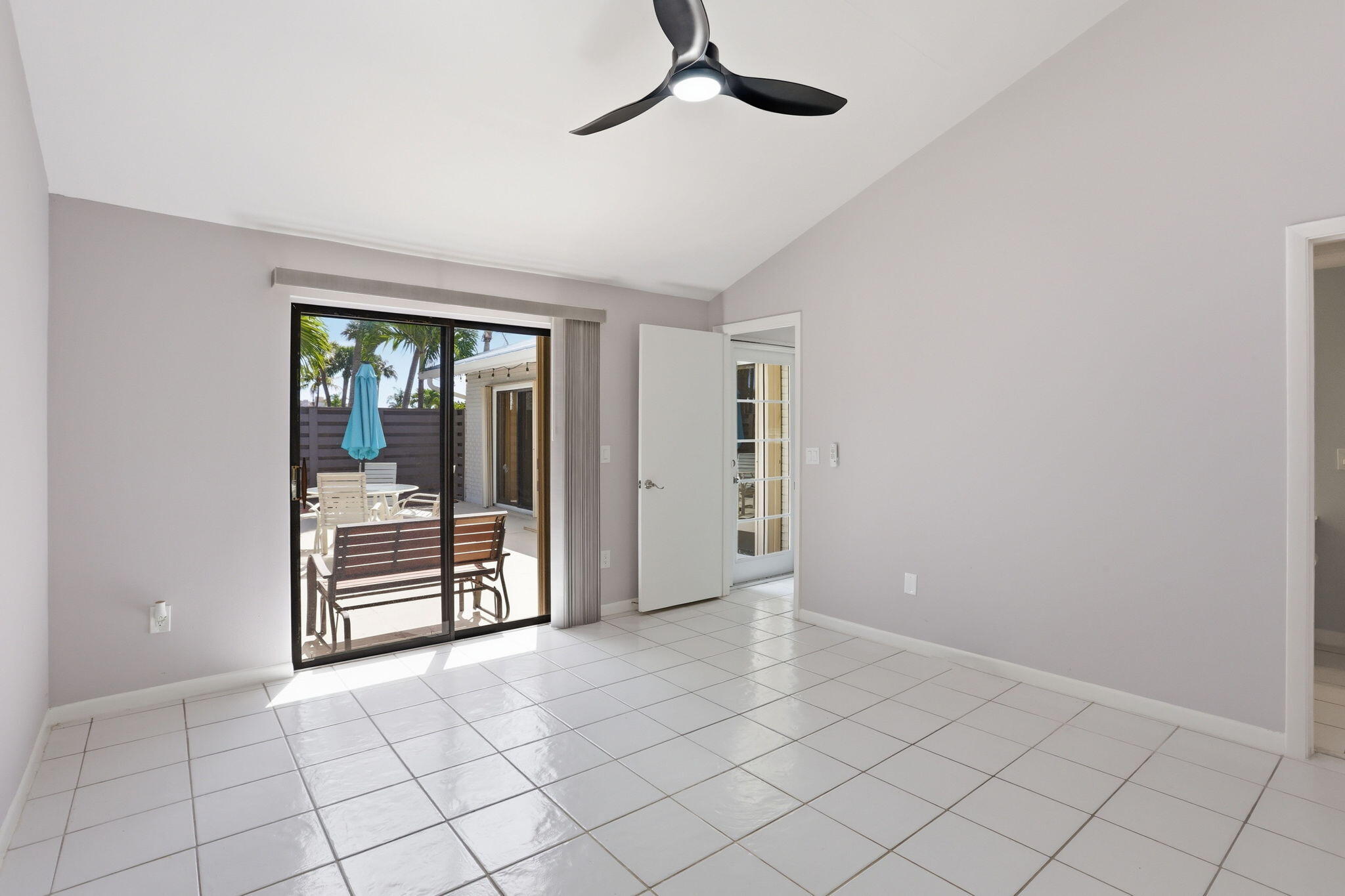 OCEANSIDE TERRACE - Residential