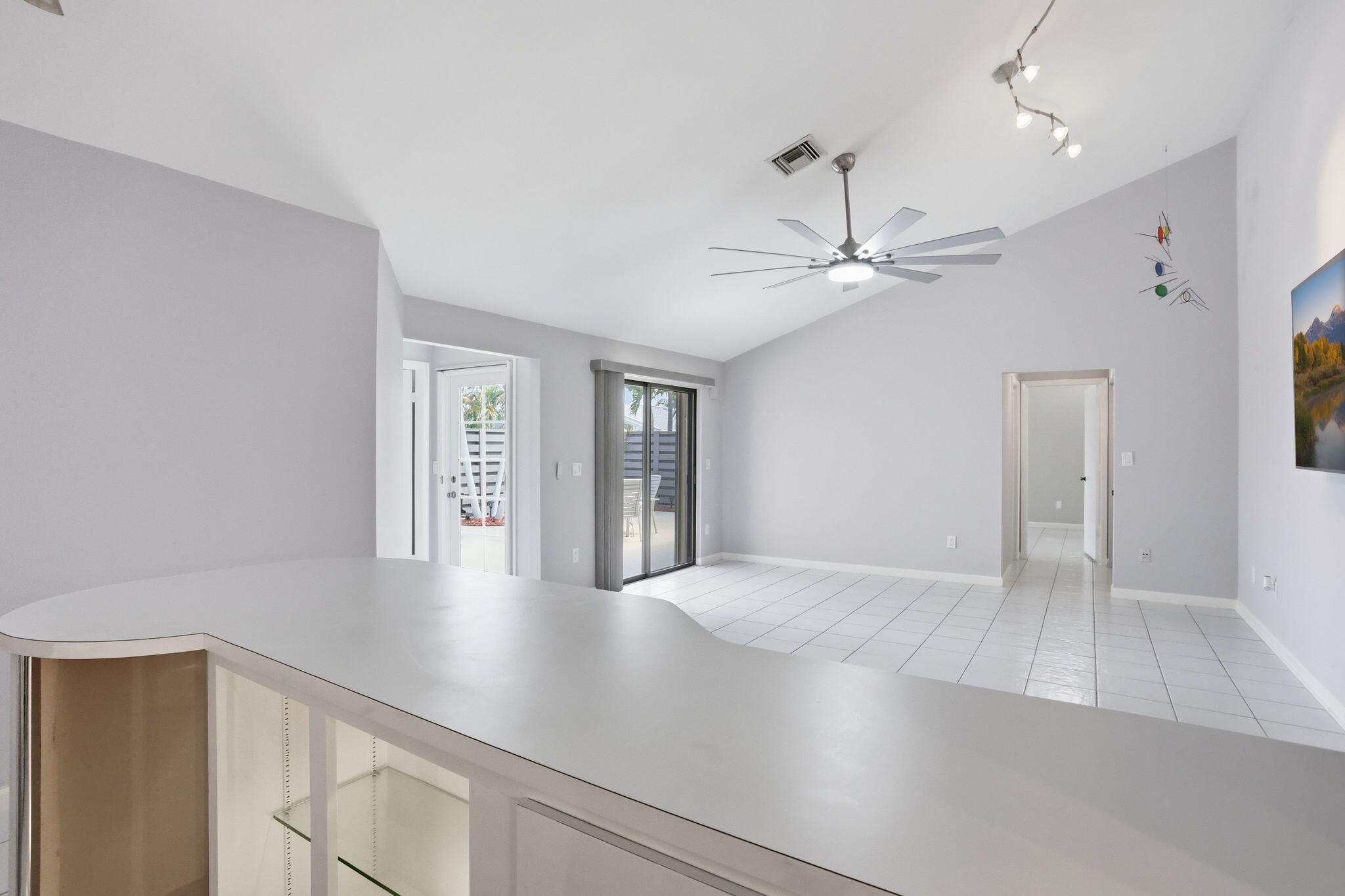 OCEANSIDE TERRACE - Residential