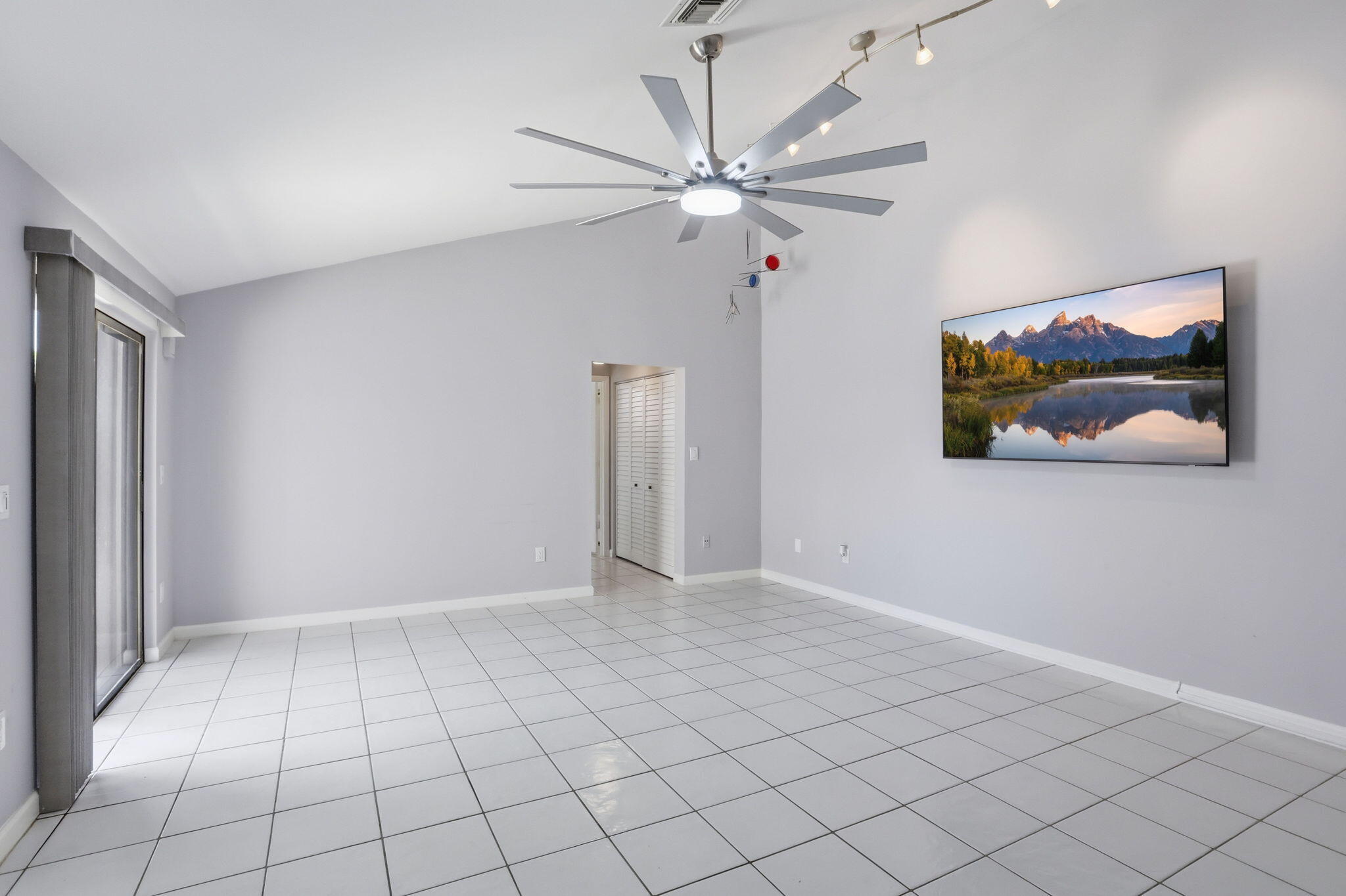OCEANSIDE TERRACE - Residential