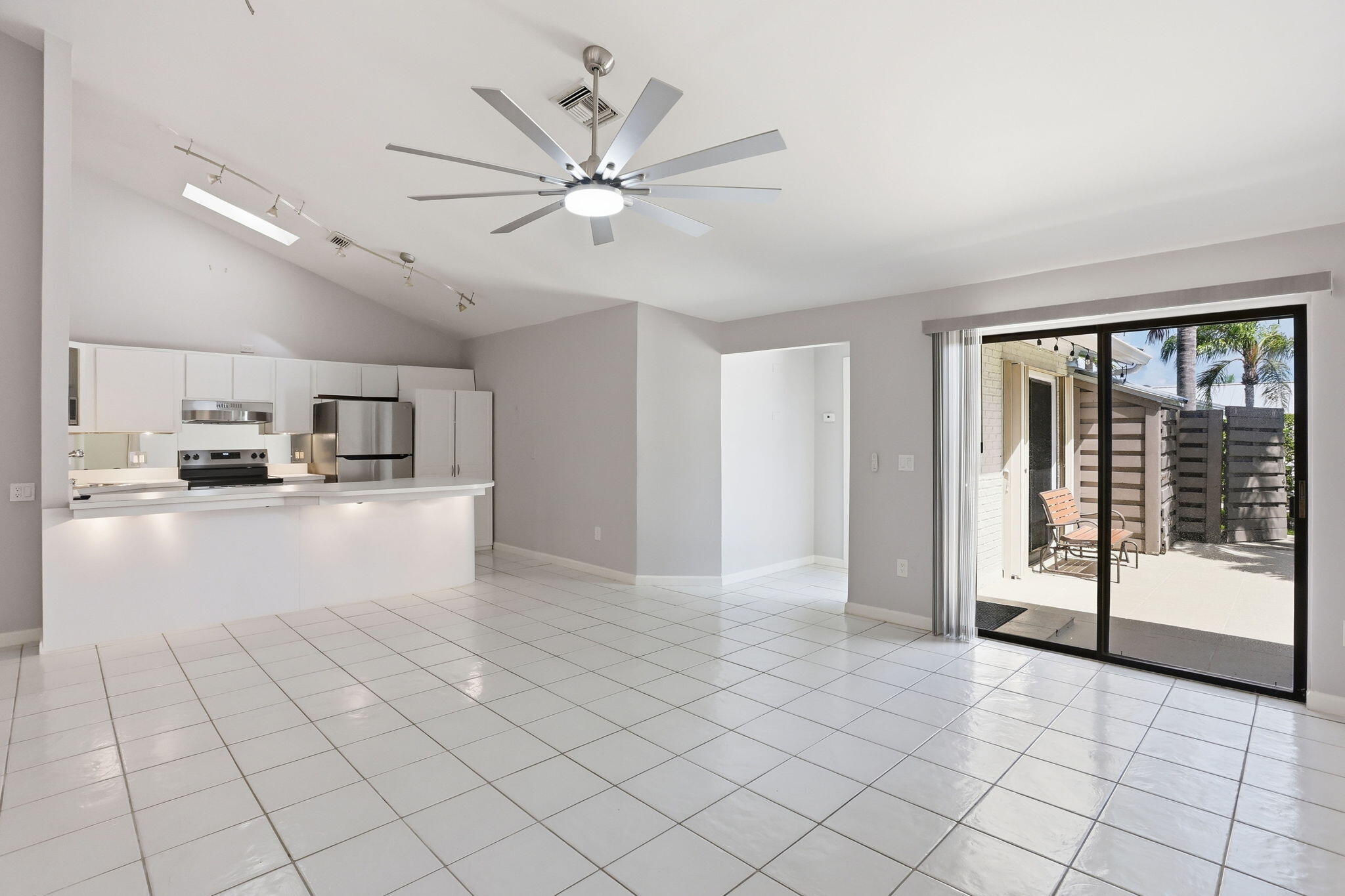 OCEANSIDE TERRACE - Residential