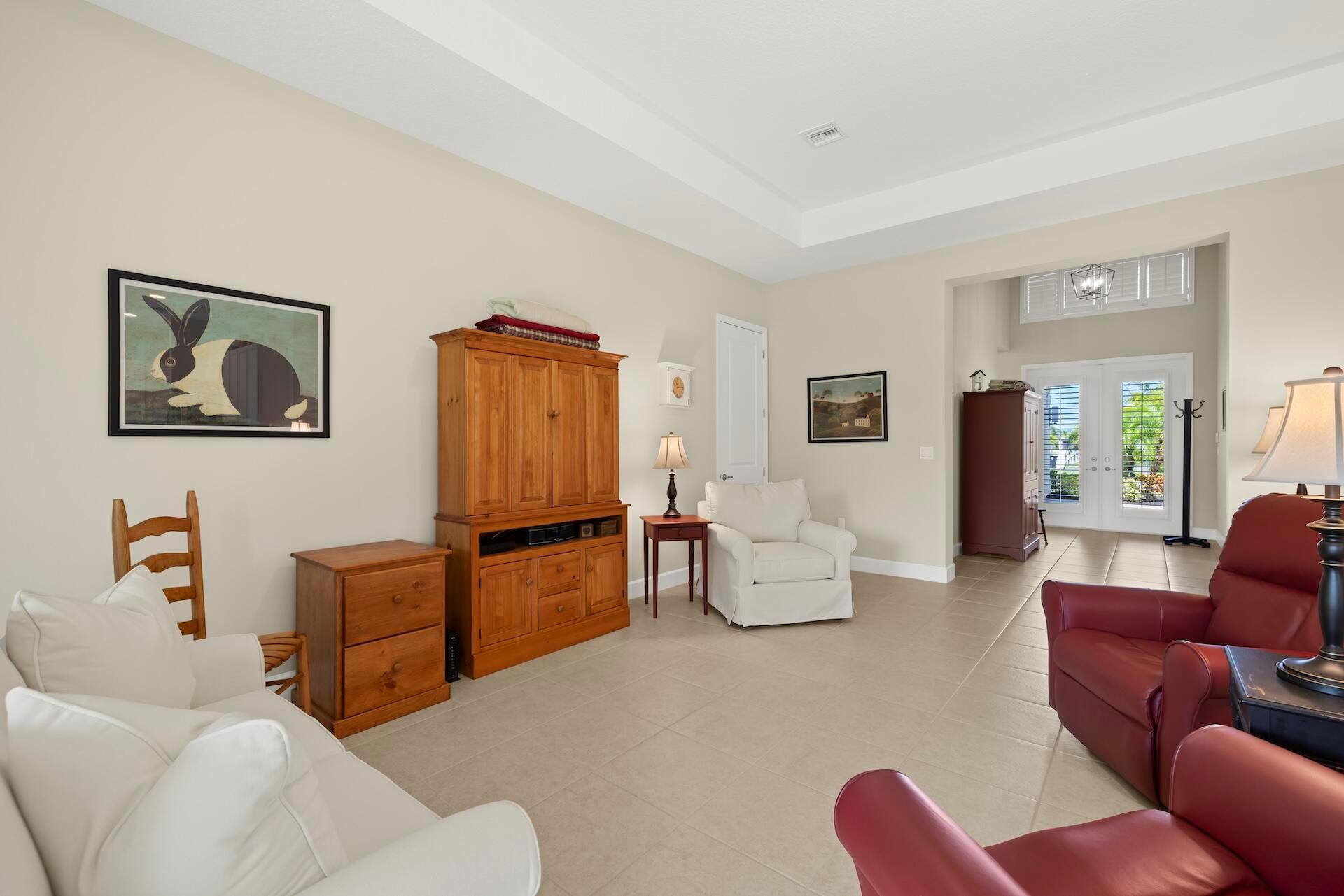 11869 SW Marigold Lakes Drive, Port St Lucie, FL, 34987/$698,000 4 11869 SW Marigold Lakes Drive