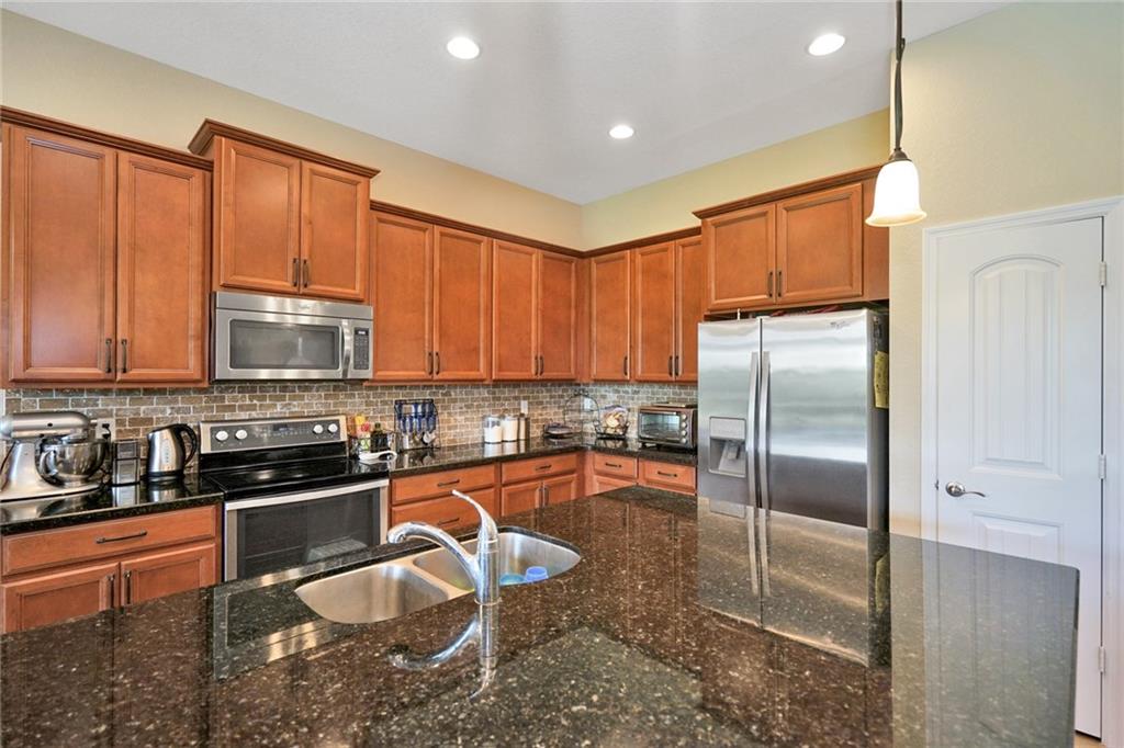 Vista Lago - Residential