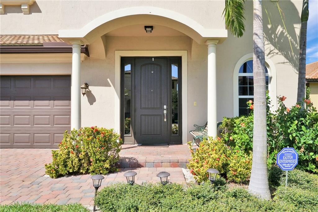 Vista Lago - Residential