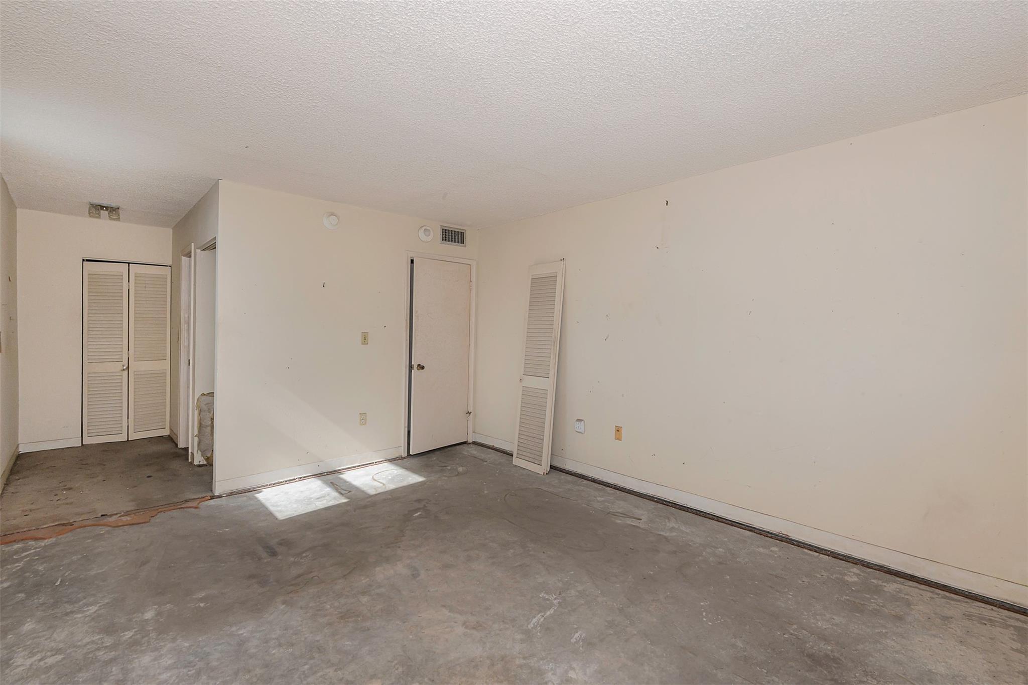 Victoria Towers - Residential