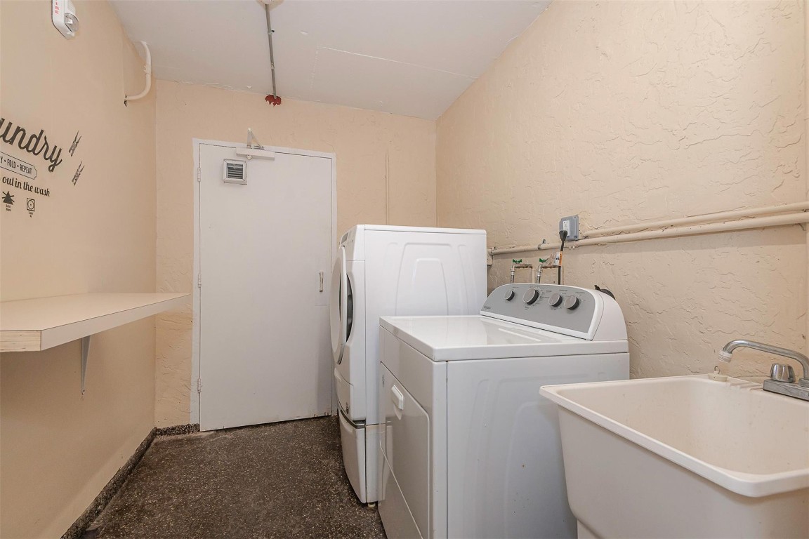 Victoria Towers - Residential