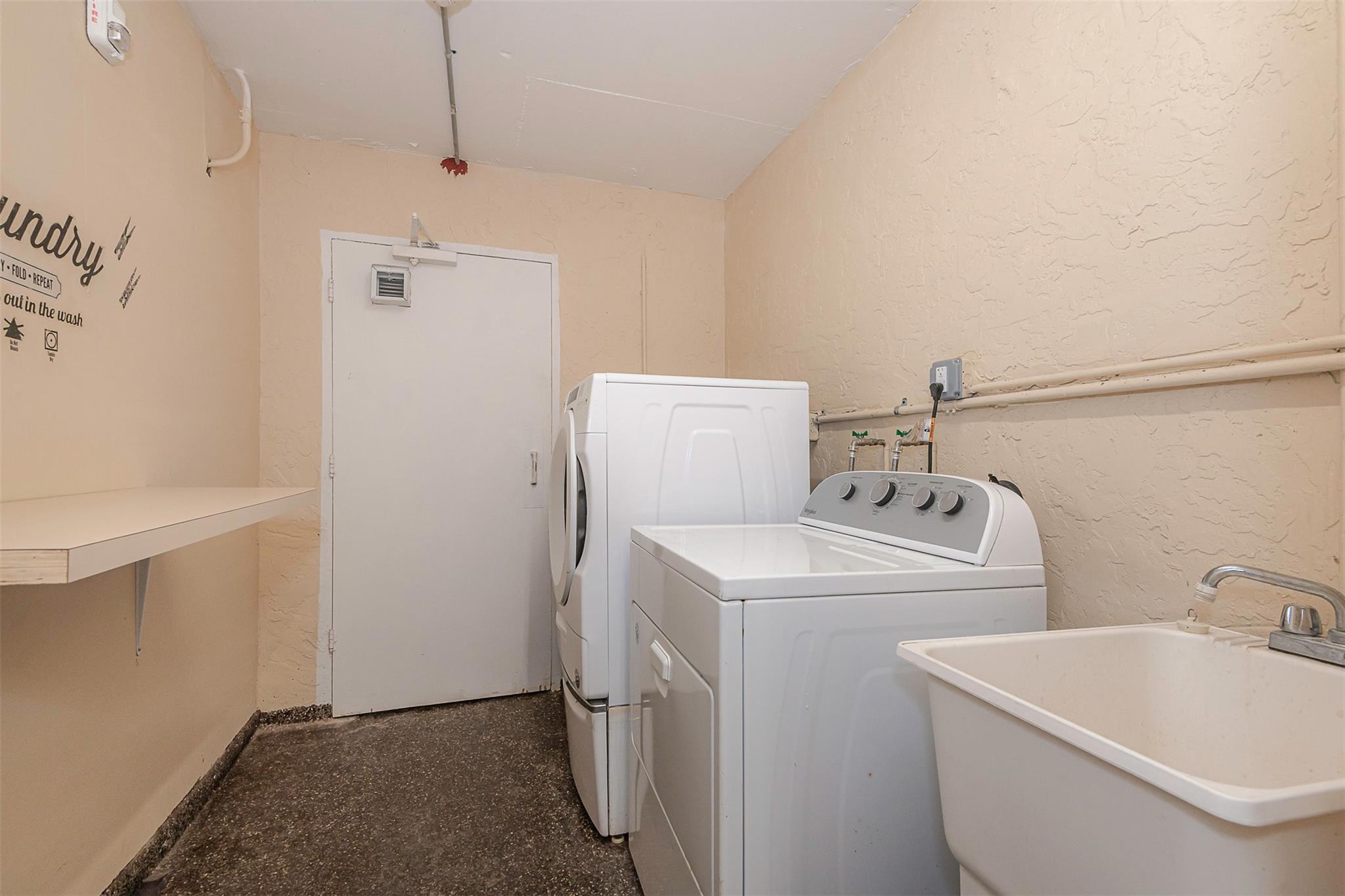 Victoria Towers - Residential