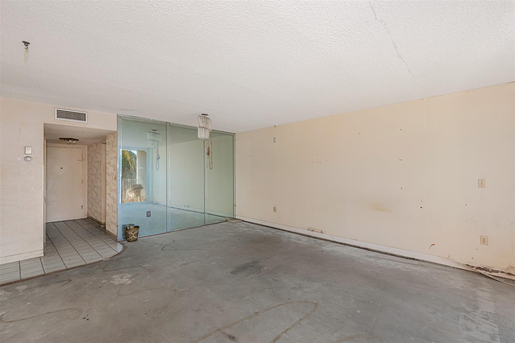 Victoria Towers - Residential