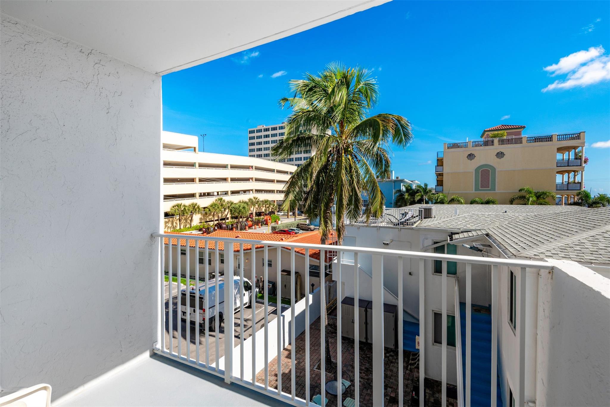 Victoria Towers - Residential