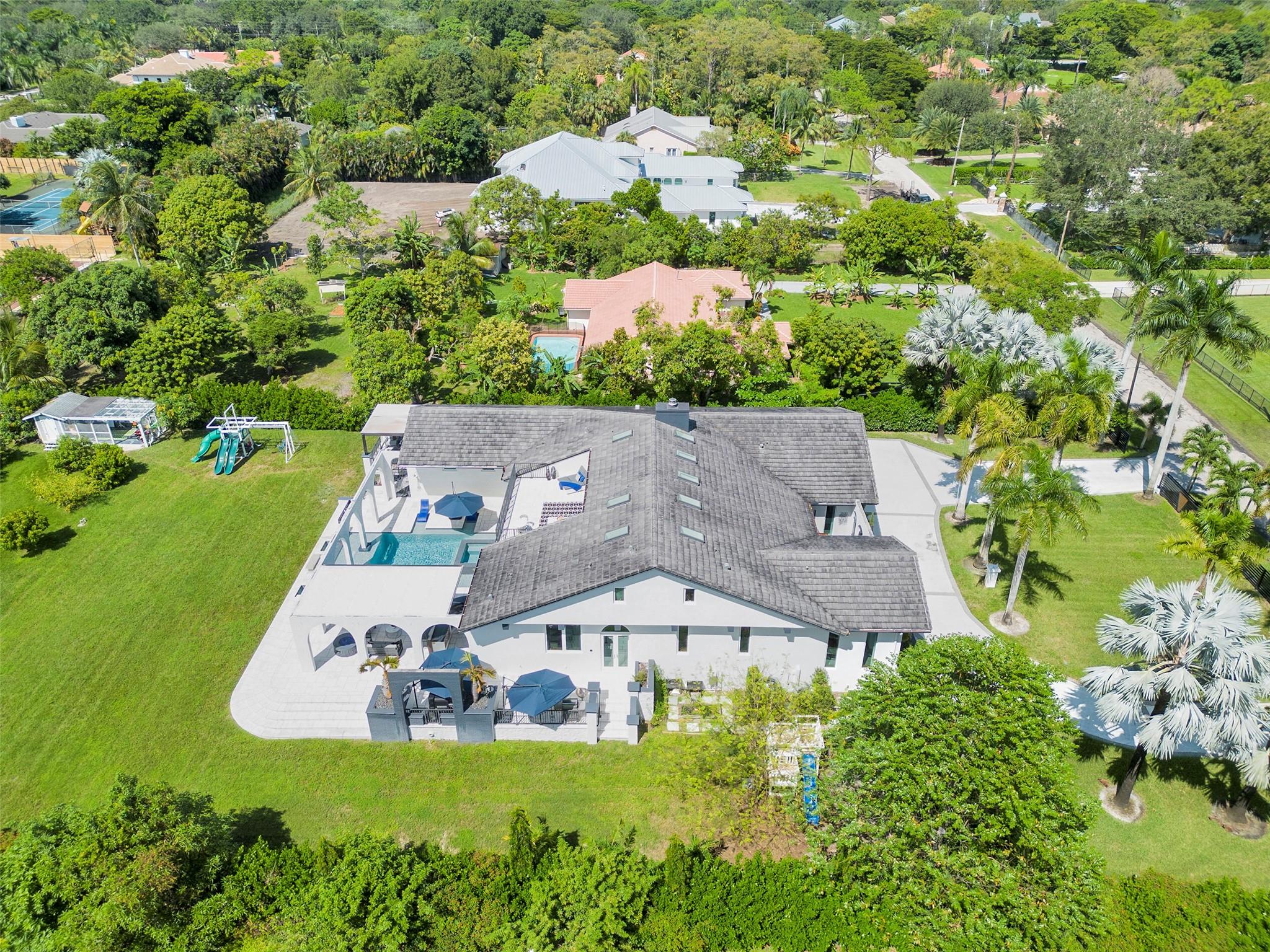 Pine Tree Estates - Residential