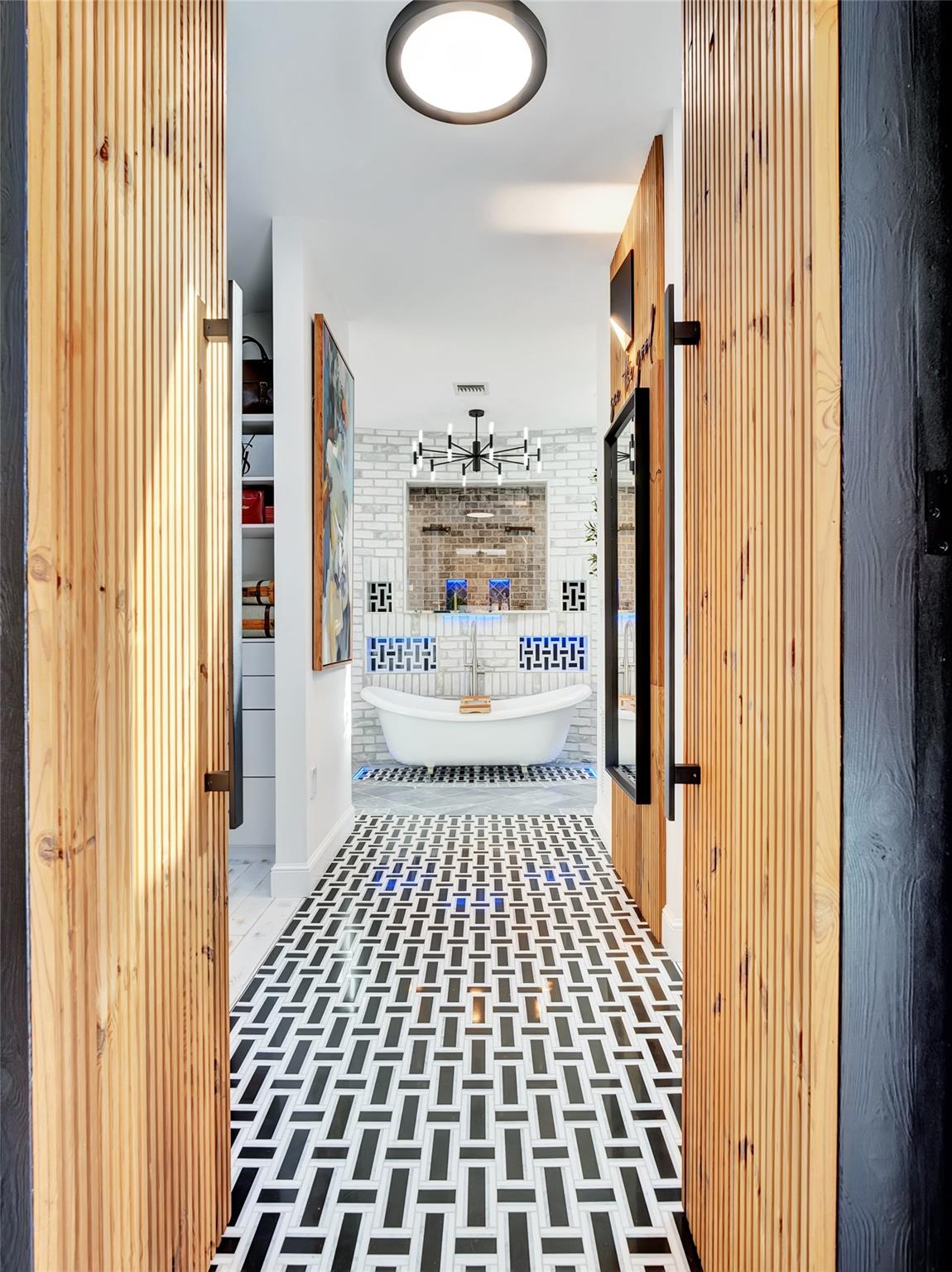 Pine Tree Estates - Residential