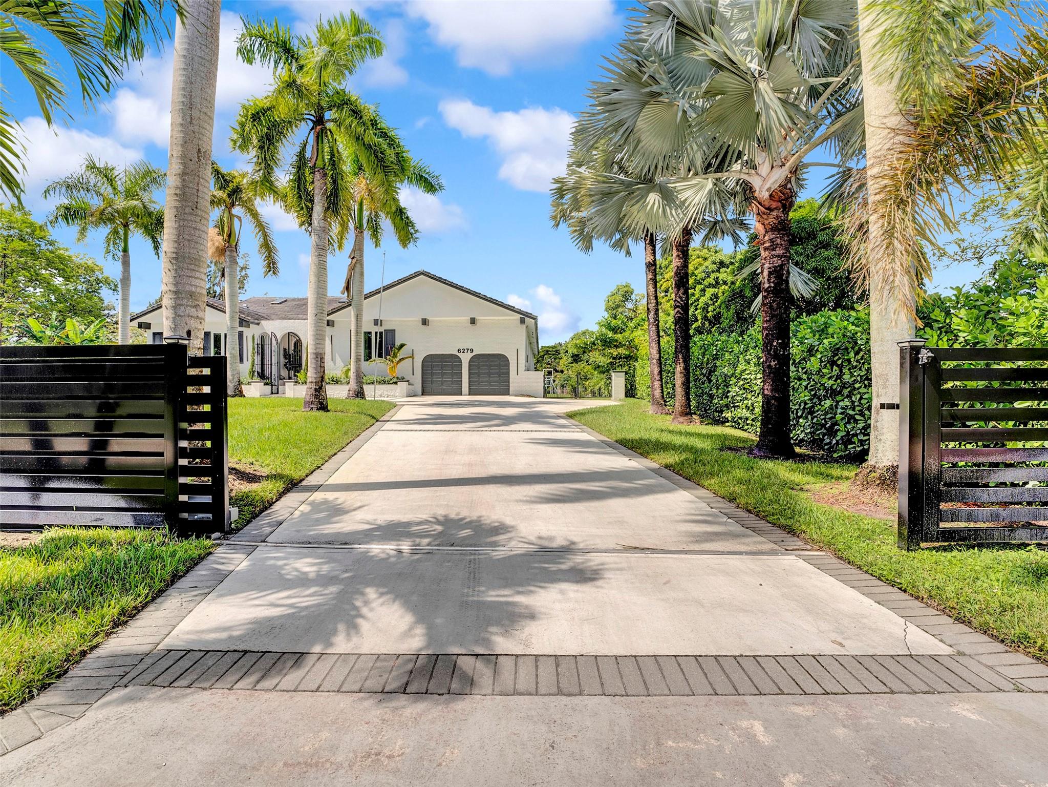 Pine Tree Estates - Residential