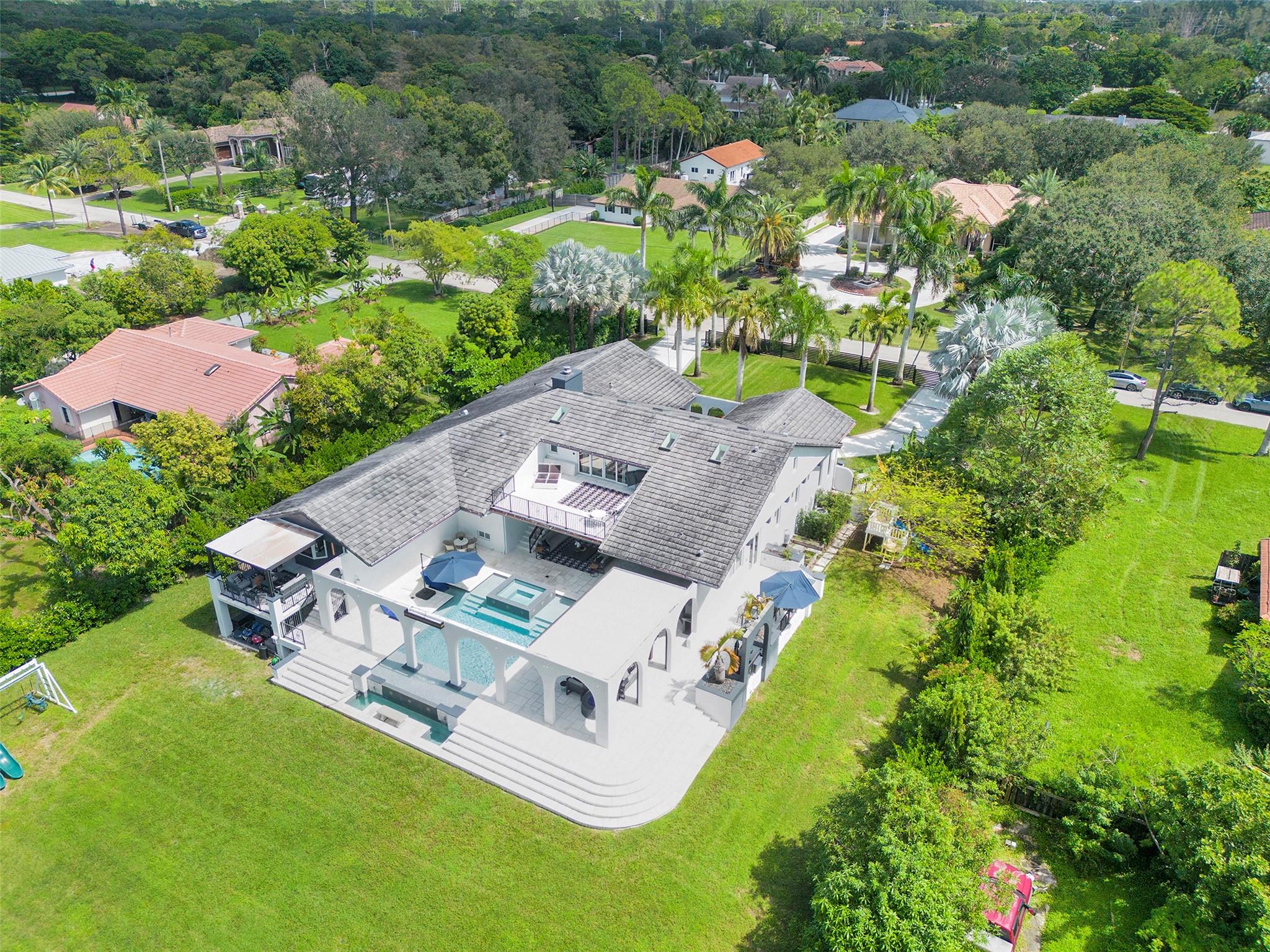 Pine Tree Estates - Residential