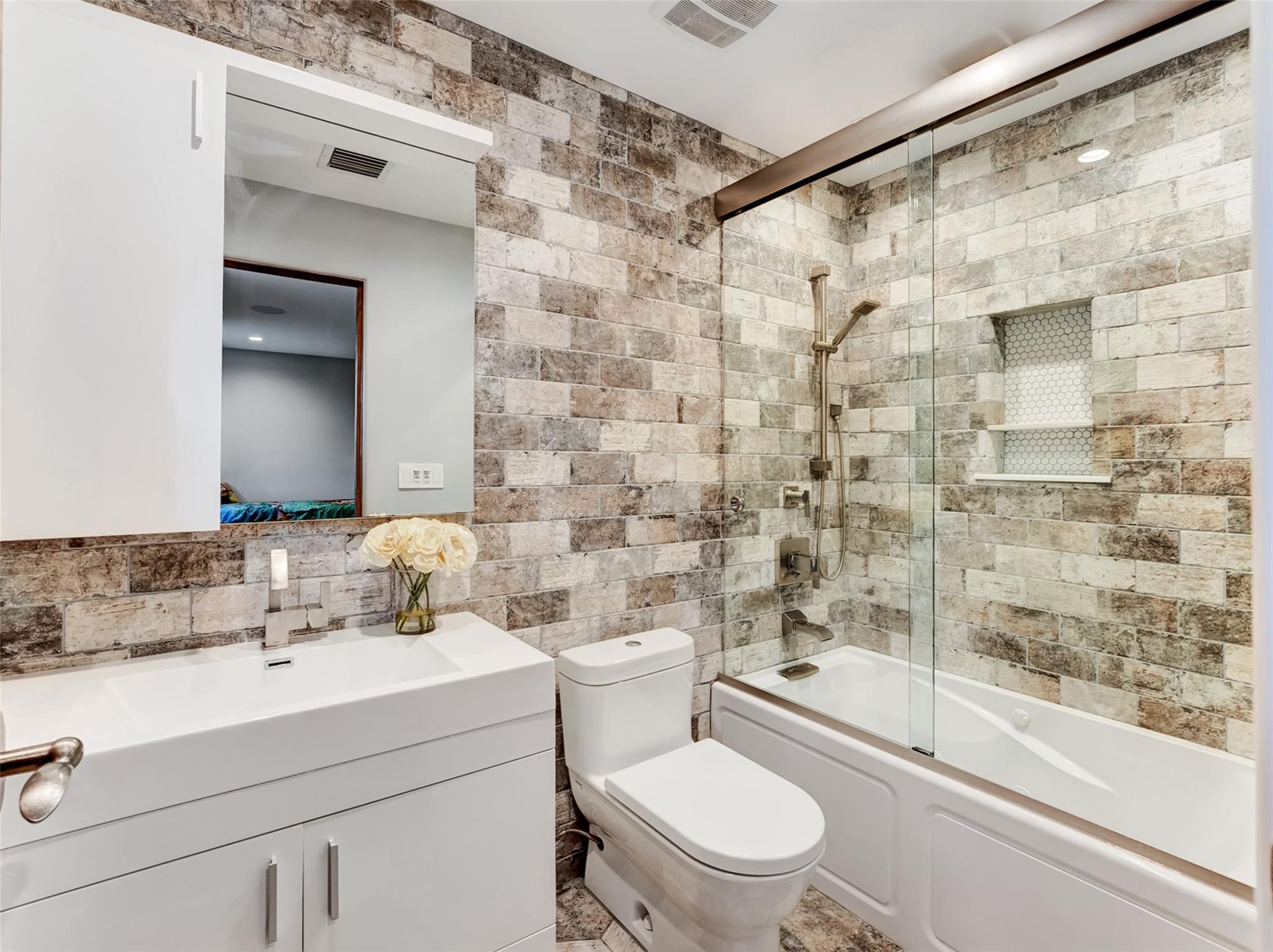 Pine Tree Estates - Residential