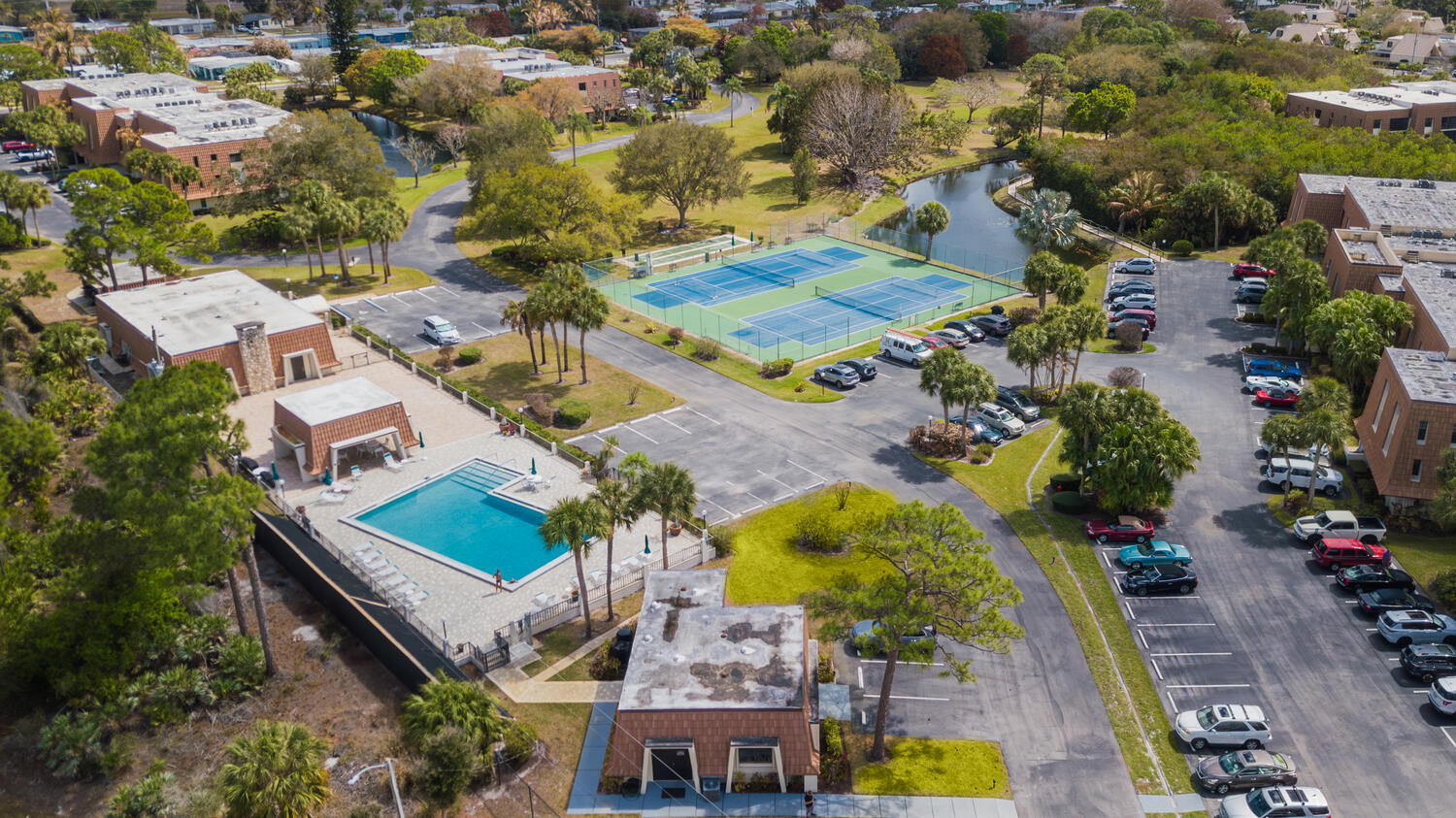 TARPON BAY YACHT CLUB CONDOMINIUM H - Residential