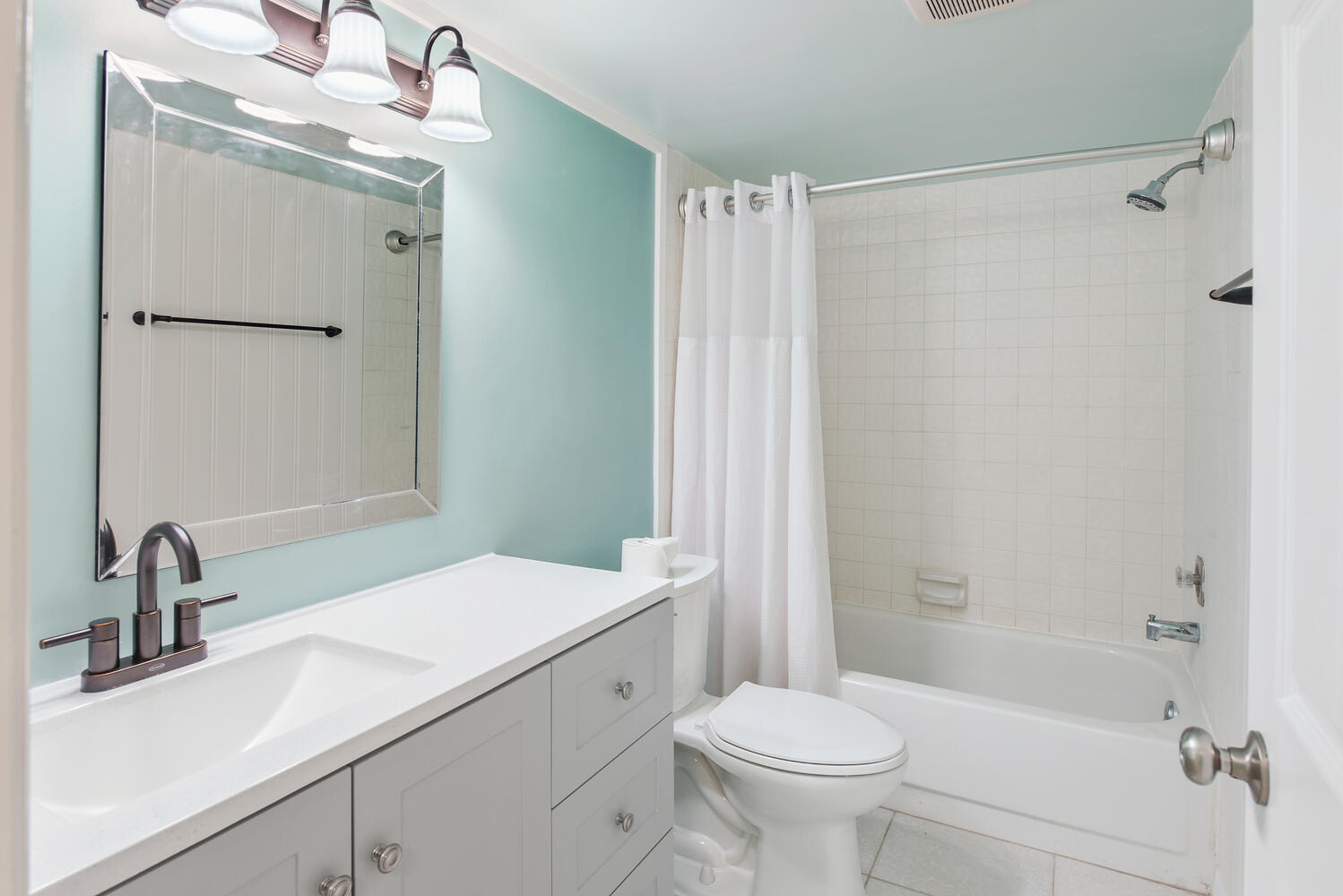 TARPON BAY YACHT CLUB CONDOMINIUM H - Residential