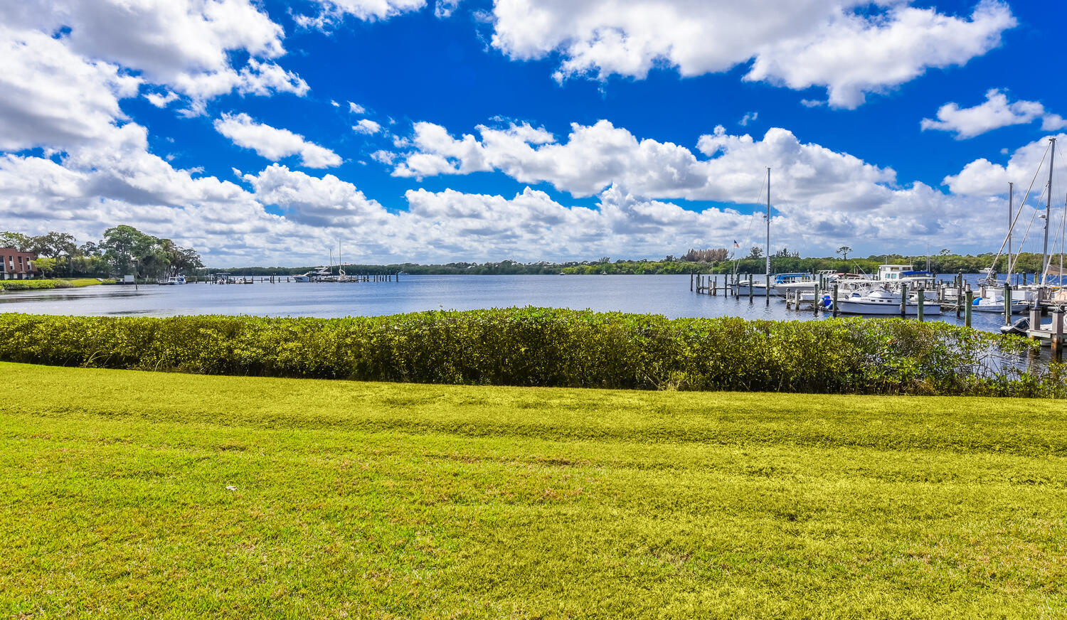 TARPON BAY YACHT CLUB CONDOMINIUM H - Residential