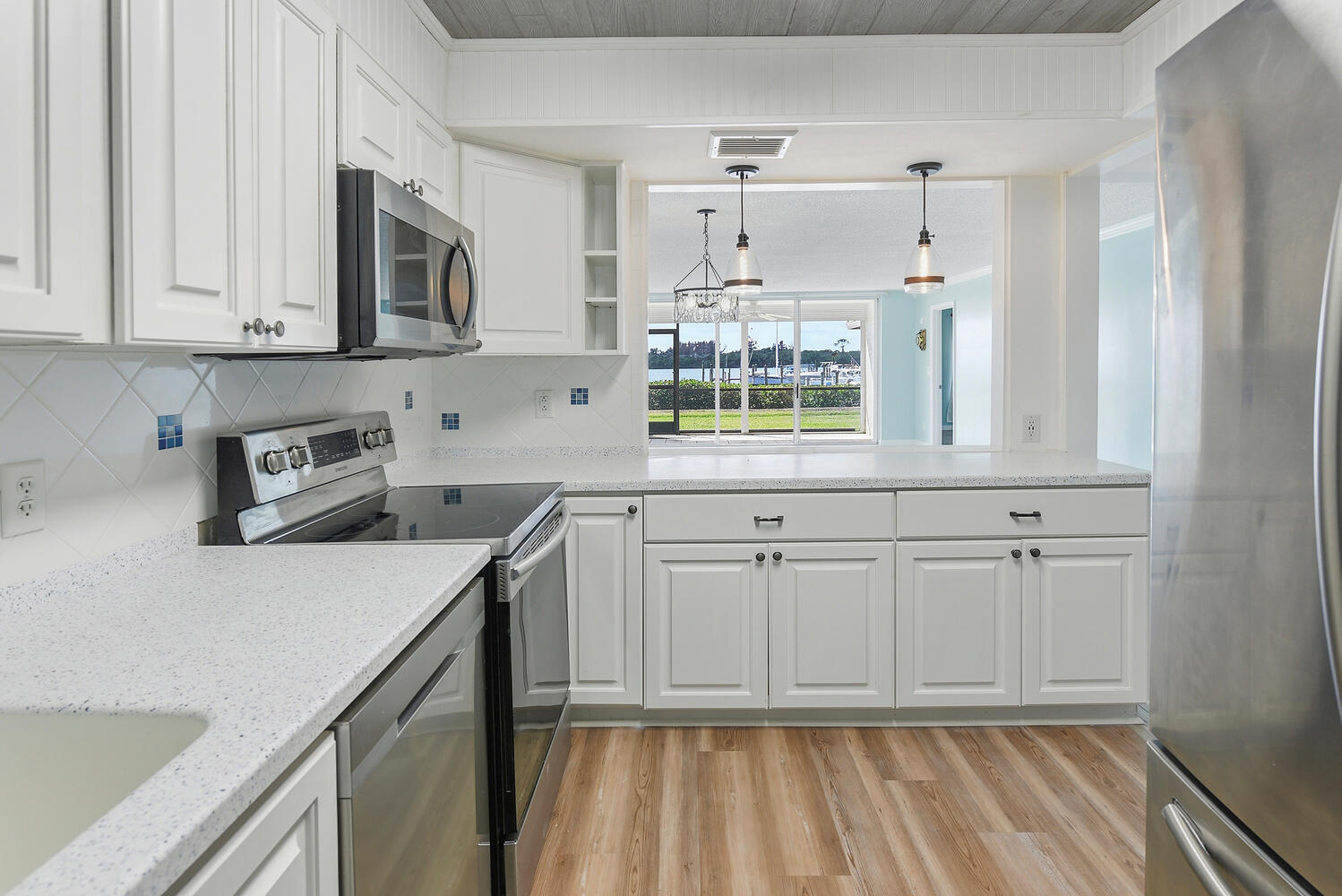 TARPON BAY YACHT CLUB CONDOMINIUM H - Residential