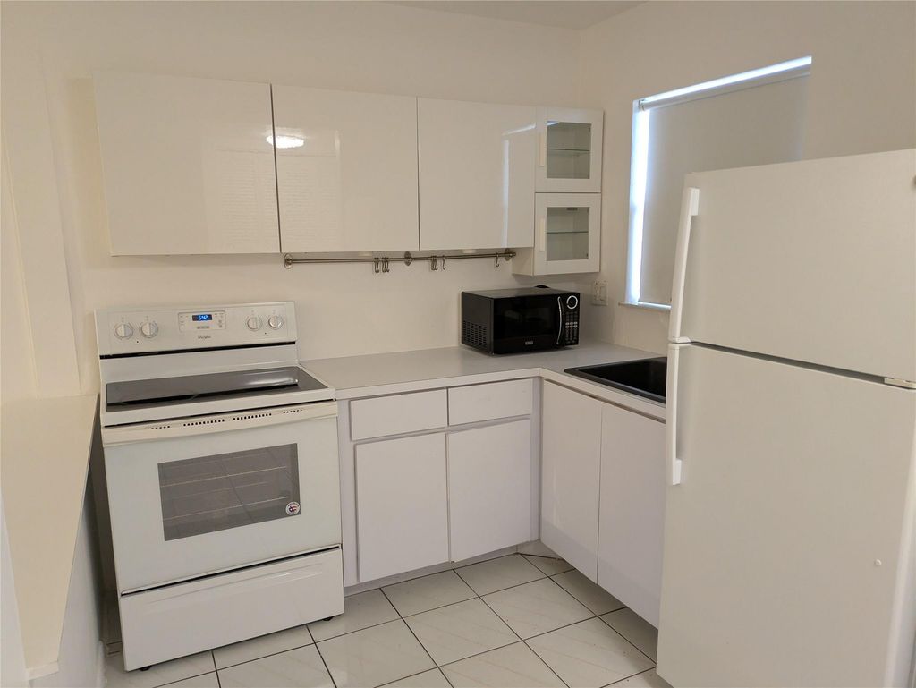 Photo of 8220 N Sunrise Lakes Boulevard #305, Sunrise, FL 33322 (MLS # F10535825)