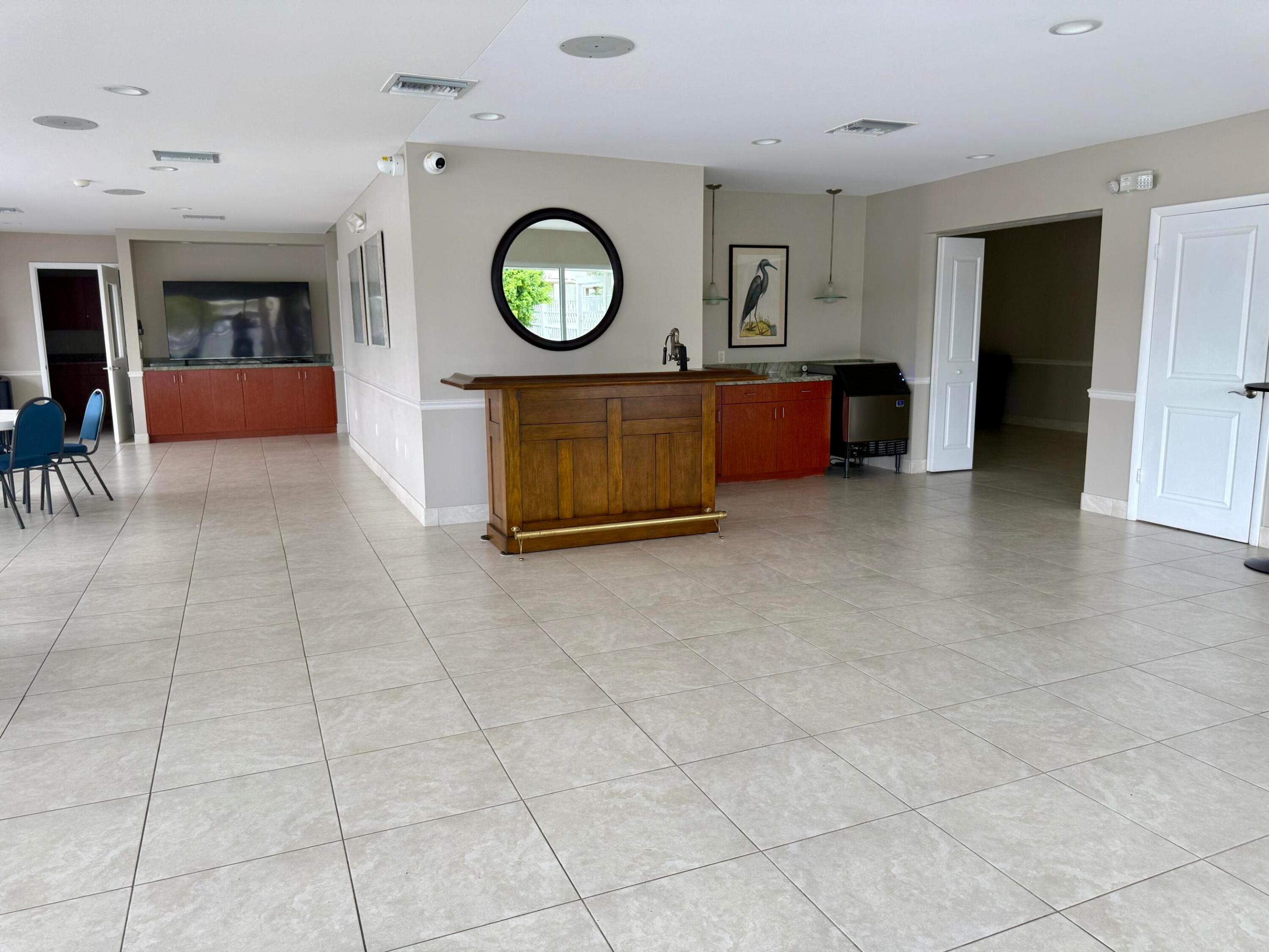 CORAL RIDGE TOWERS EAST CO-OP - Residential