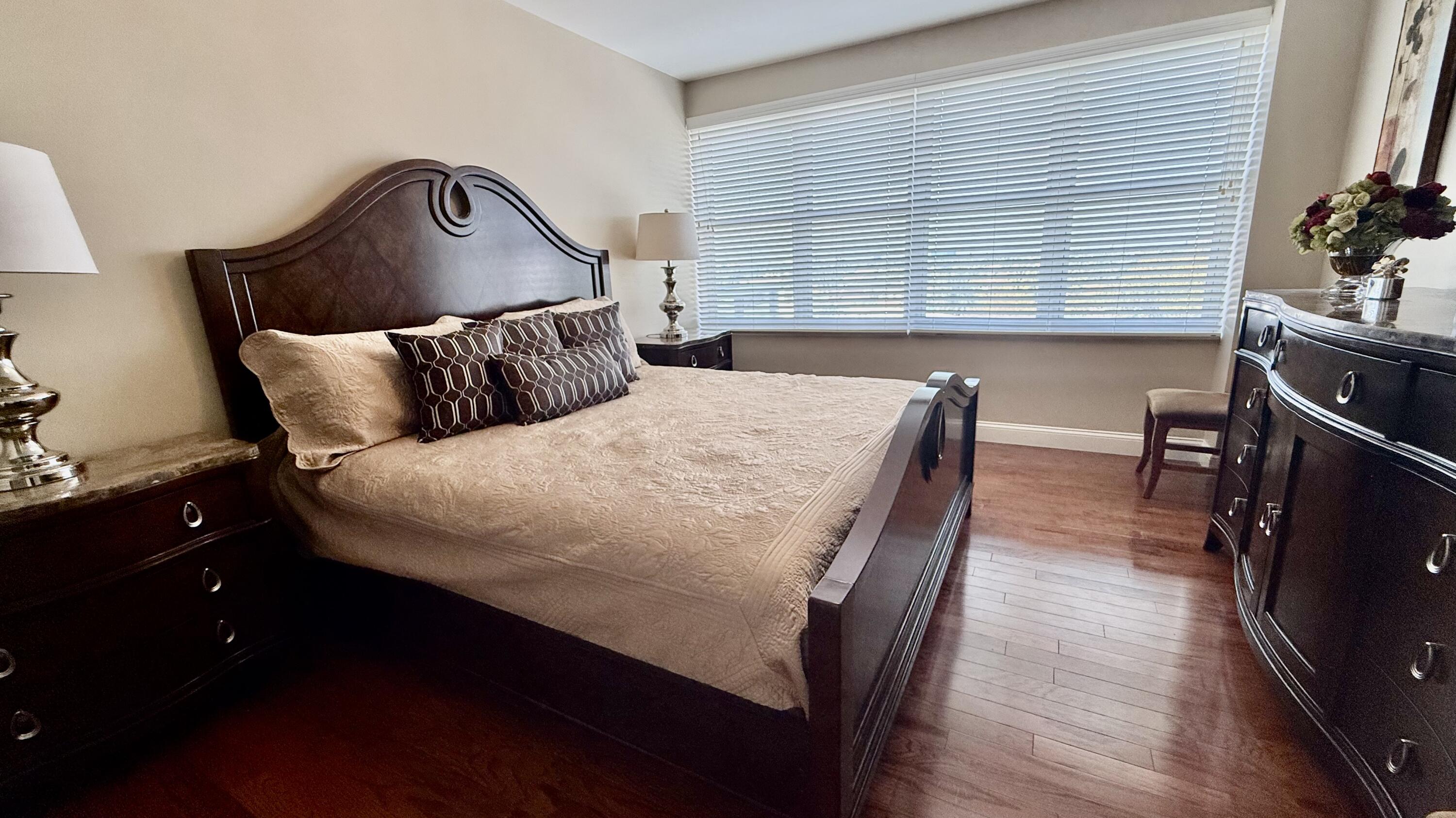 CORAL RIDGE TOWERS EAST CO-OP - Residential