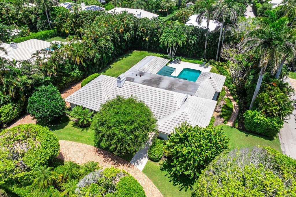 Photo of 3525 Polo Drive, Gulf Stream, FL 33483 (MLS # R11018006)