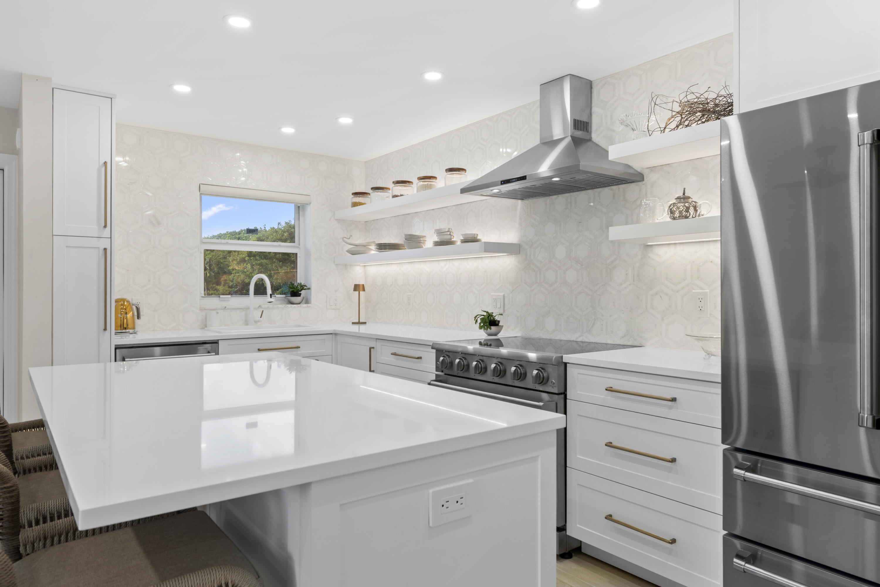 SAN REMO CONDO - Residential