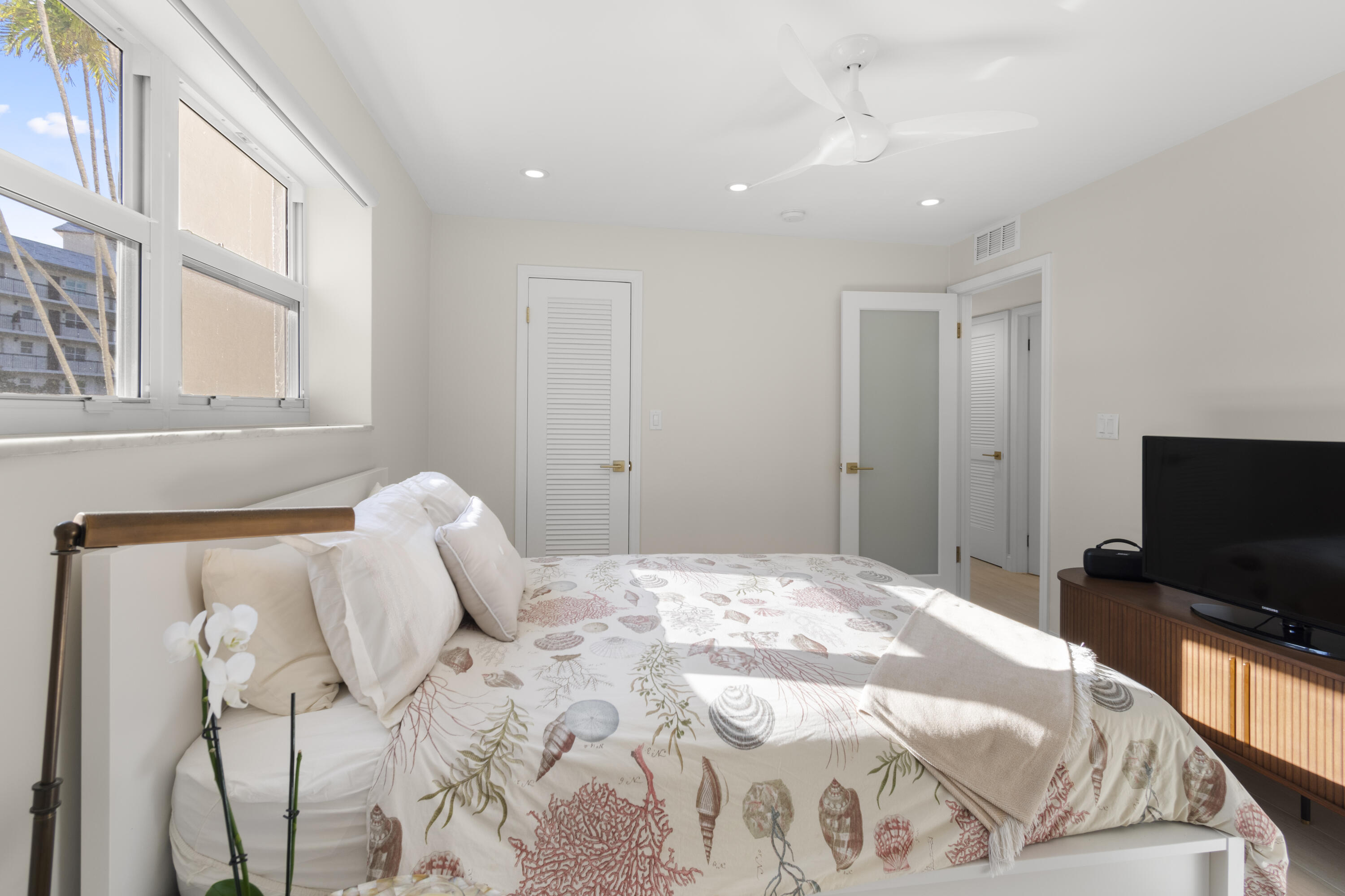 SAN REMO CONDO - Residential