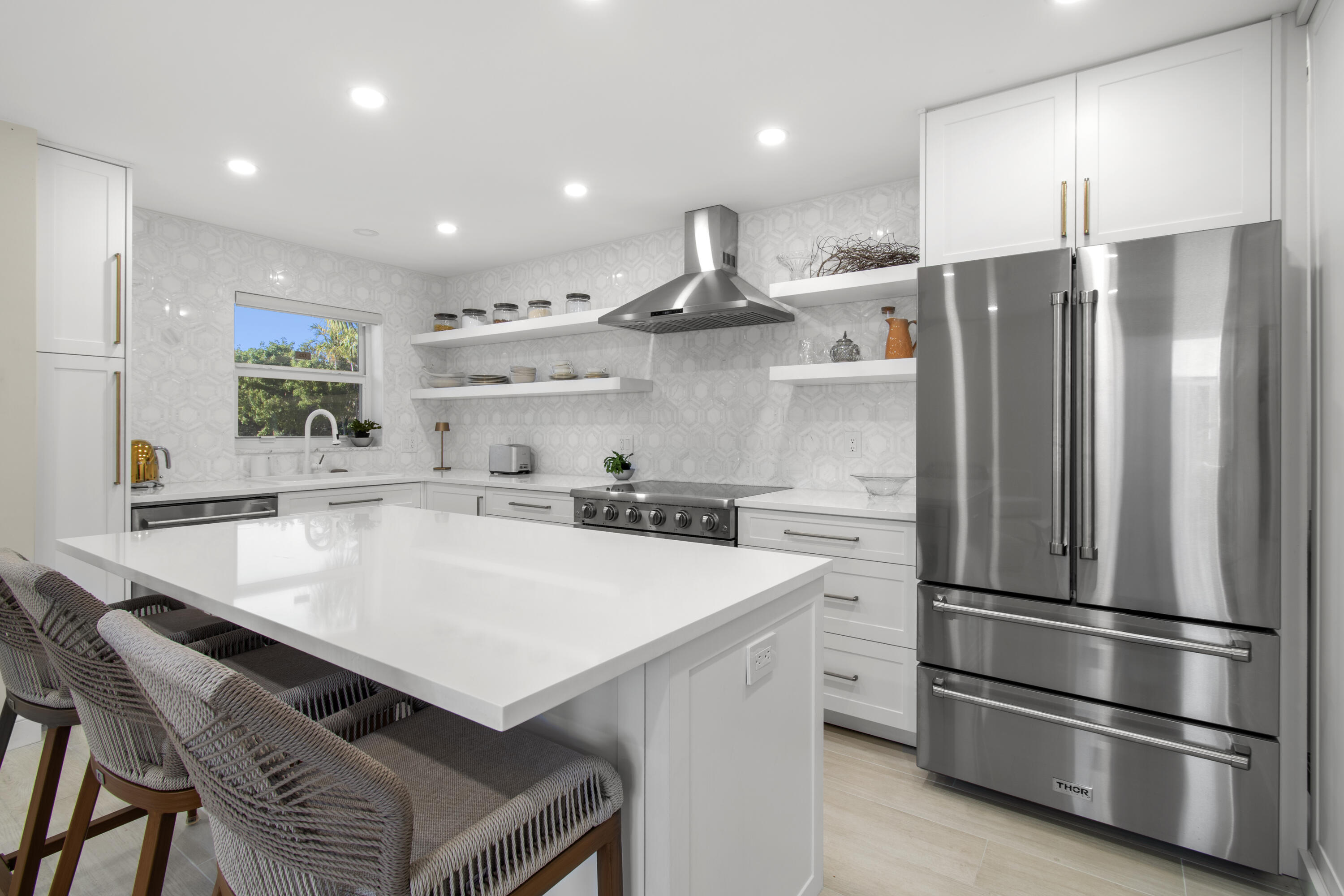 SAN REMO CONDO - Residential