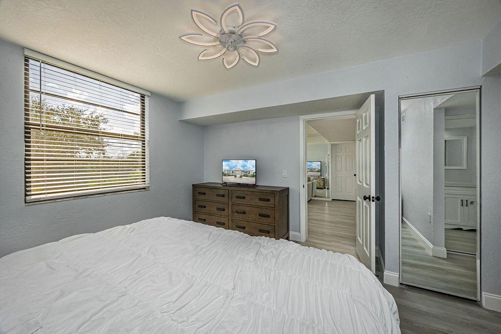 WHITEHALL CONDO OF THE LA - Residential Lease