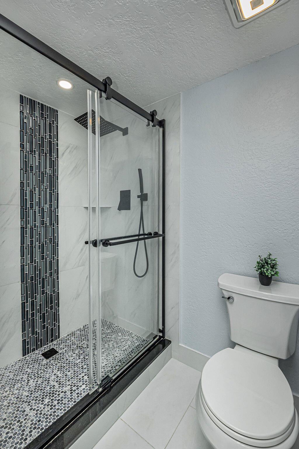 WHITEHALL CONDO OF THE LA - Residential Lease
