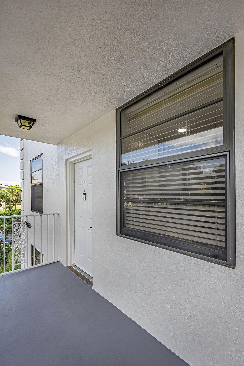 WHITEHALL CONDO OF THE LA - Residential Lease