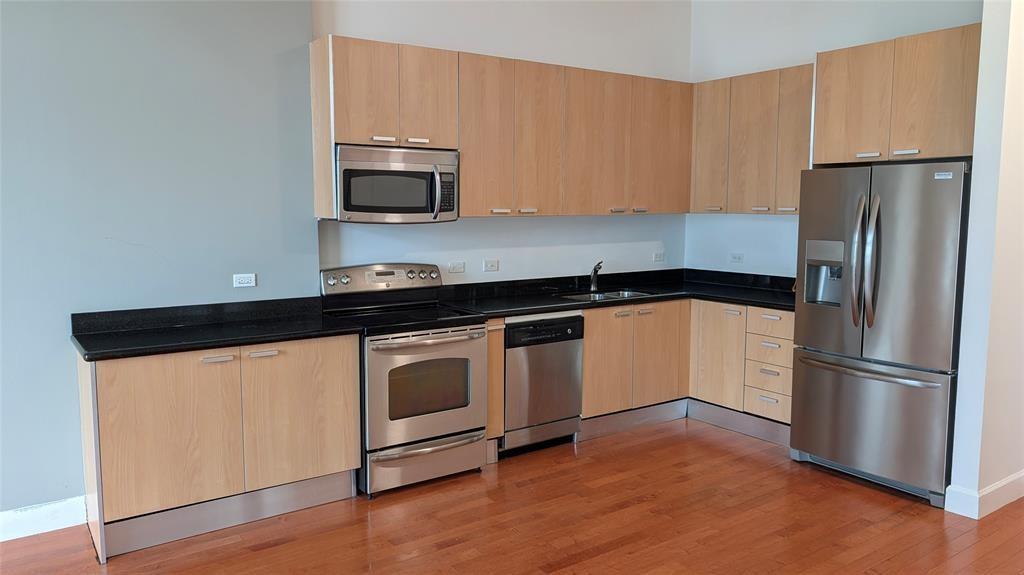 The Lofts at Hollywood St - Residential Lease