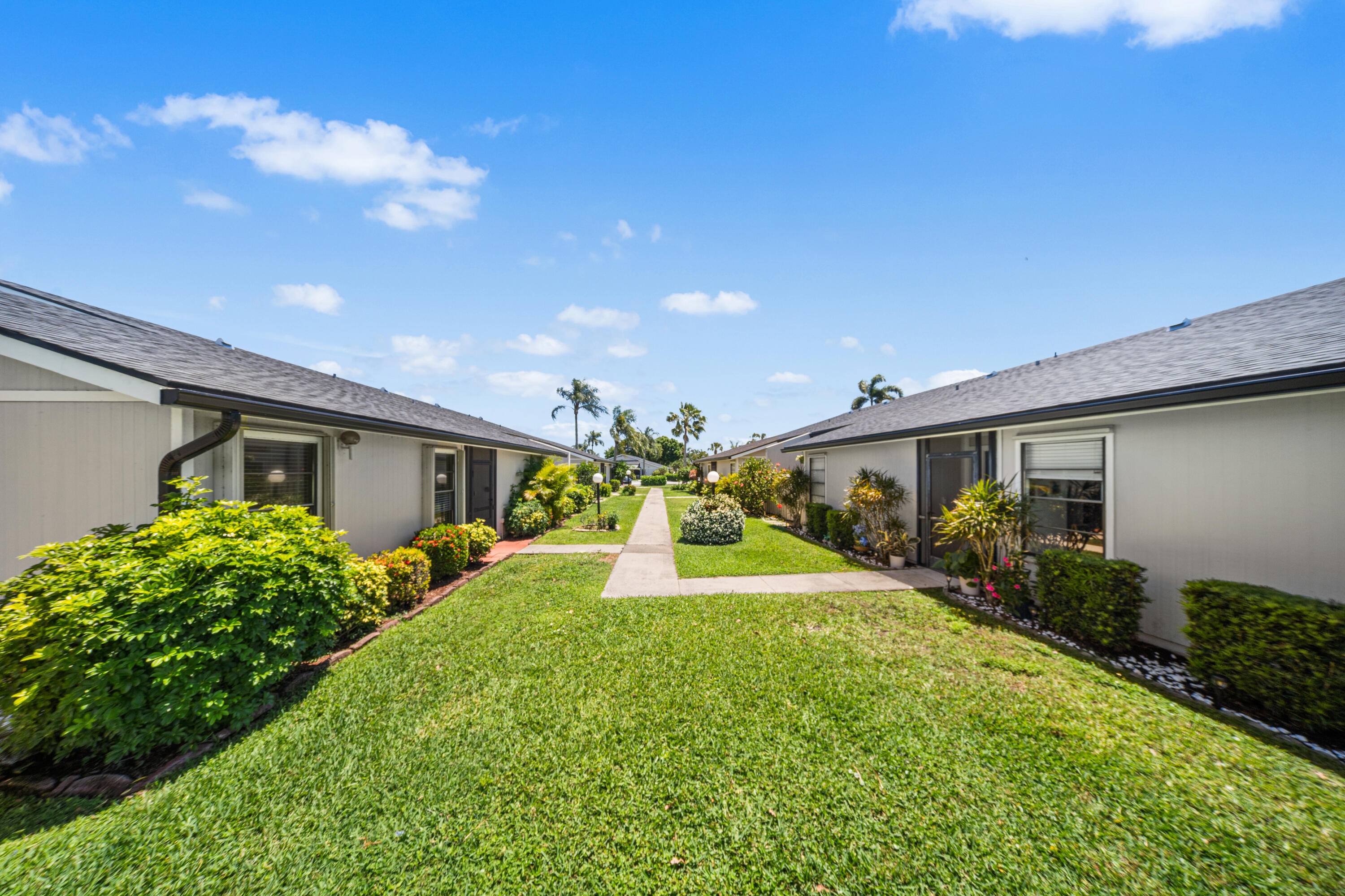 LAKESIDE GREEN 2 - Residential