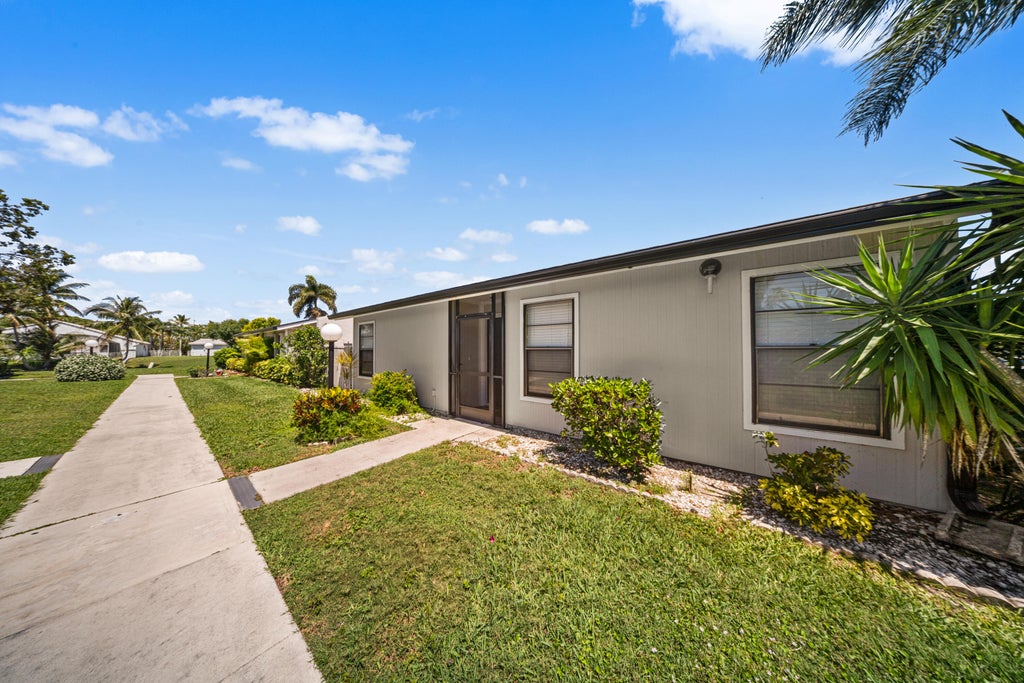 Photo of 4255 Willow Pond Circle #A, West Palm Beach, FL 33417 (MLS # B26021964)