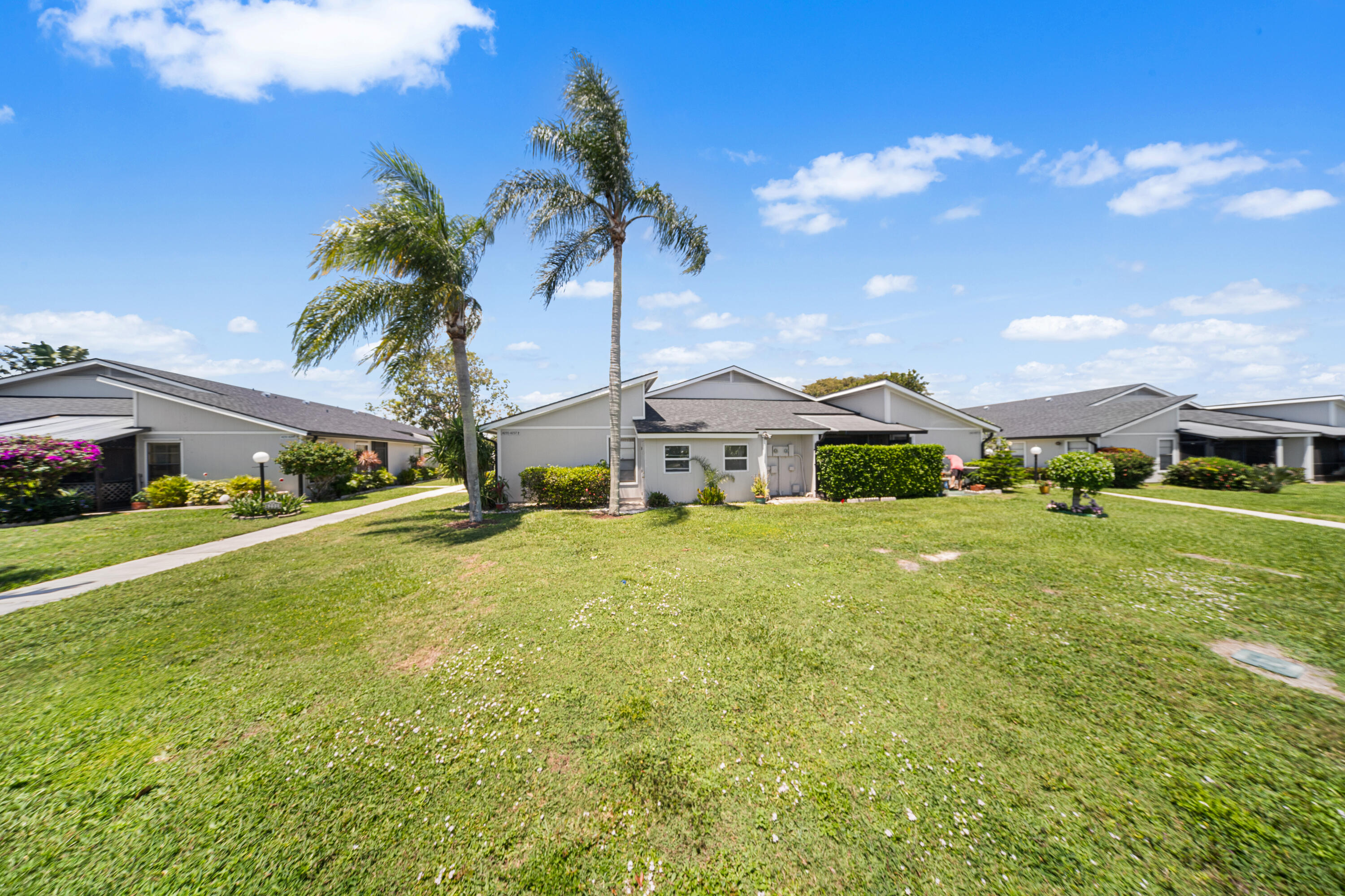 LAKESIDE GREEN 2 - Residential