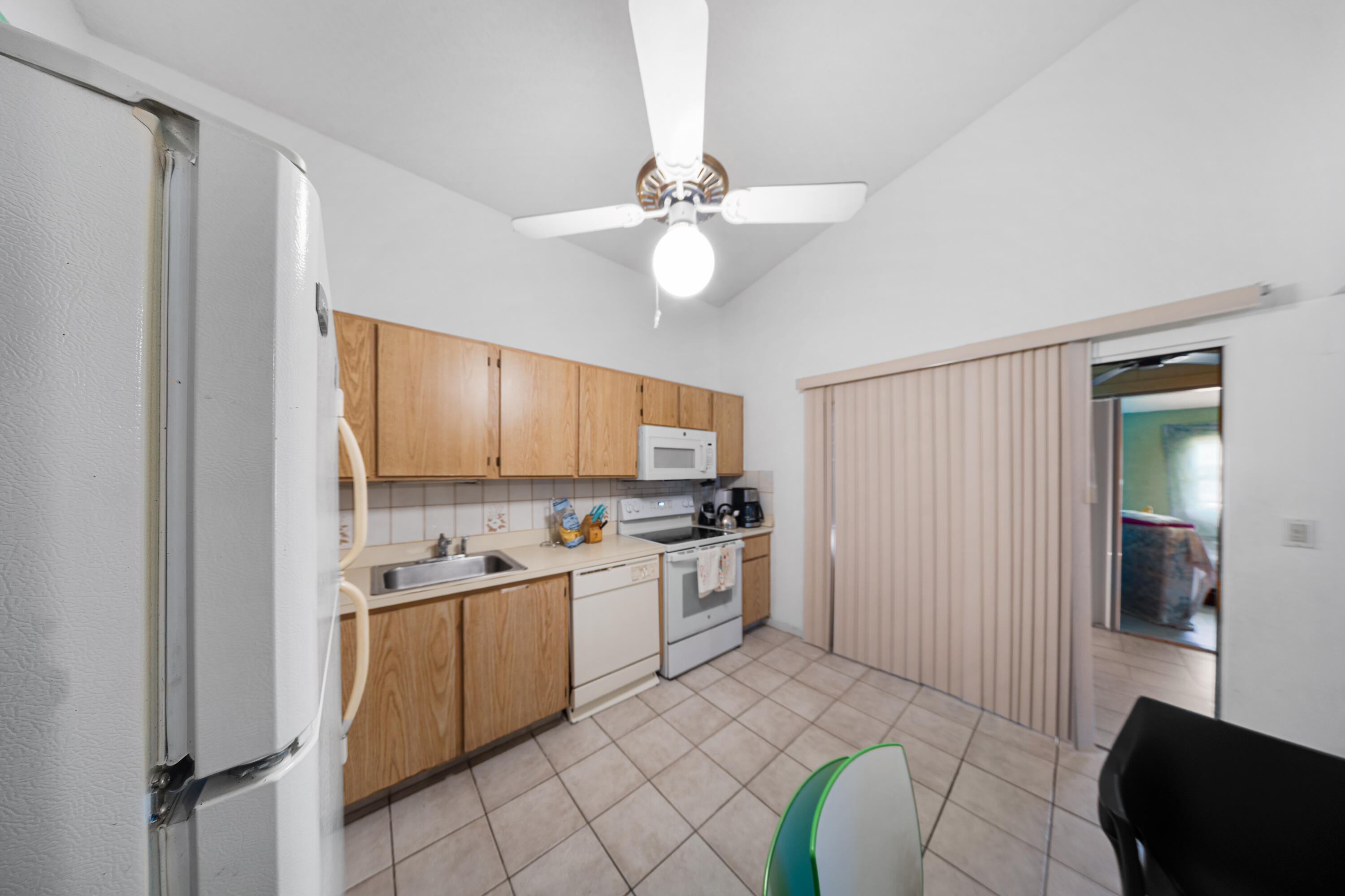 LAKESIDE GREEN 2 - Residential