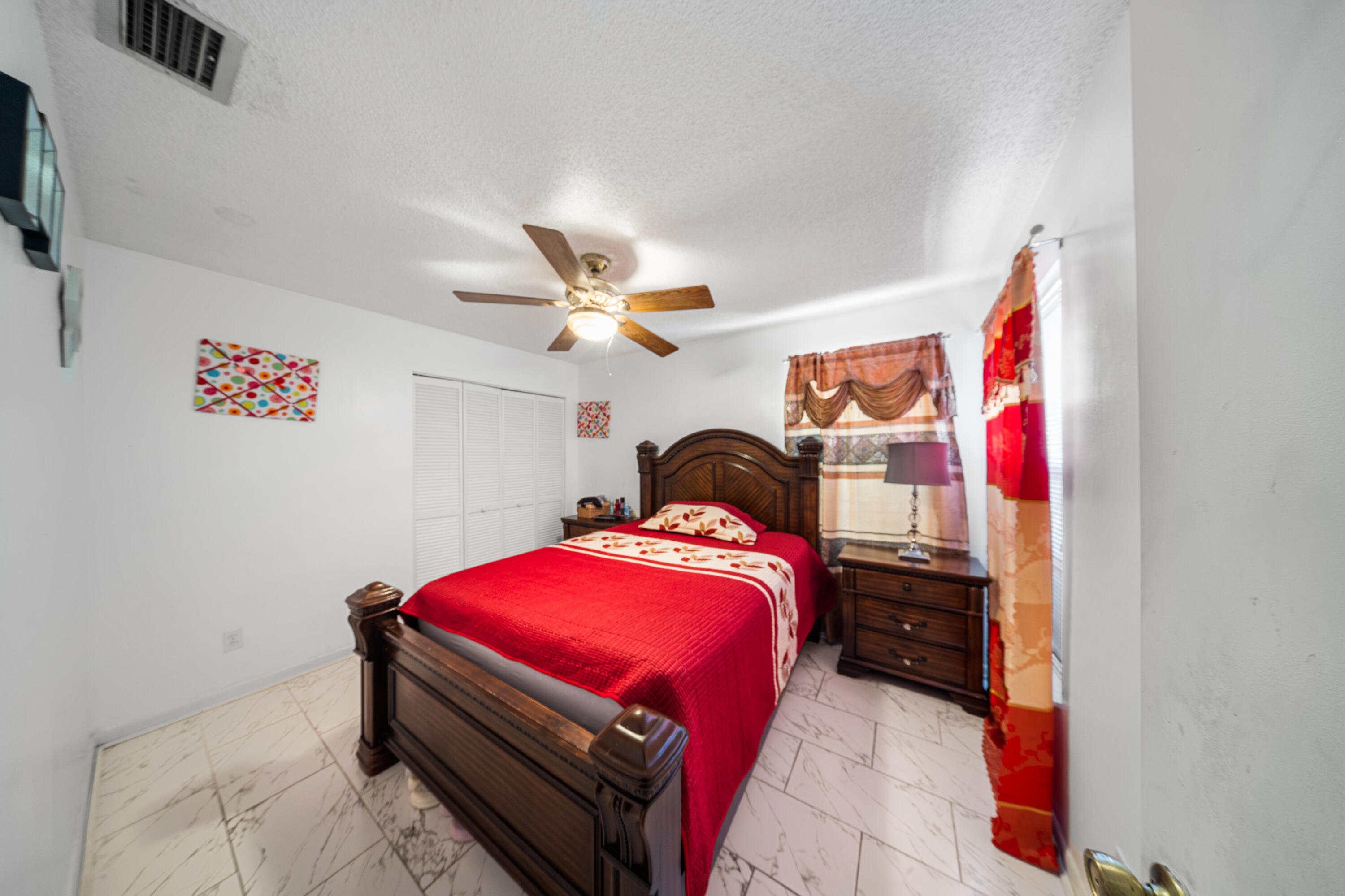 LAKESIDE GREEN 2 - Residential