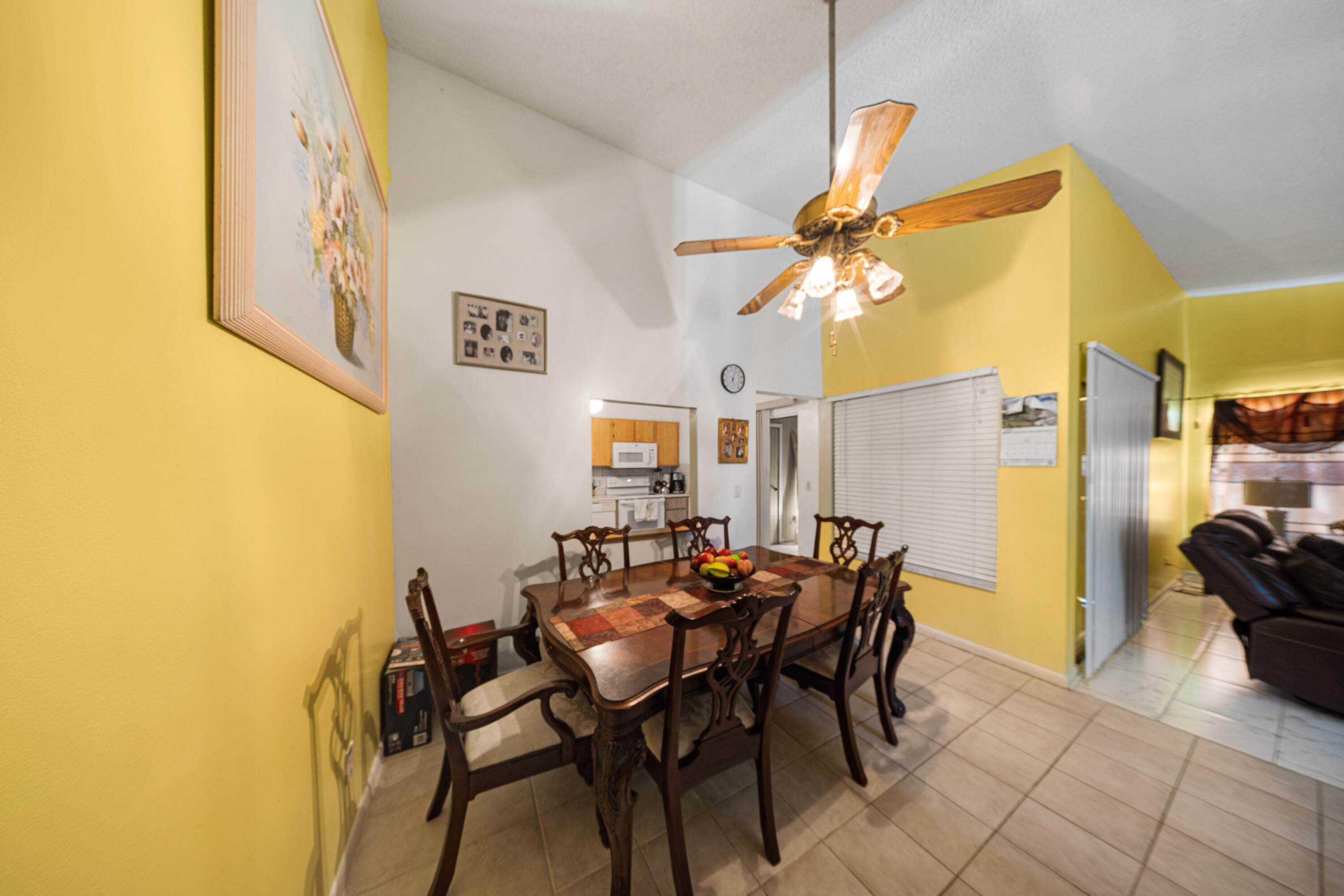 LAKESIDE GREEN 2 - Residential